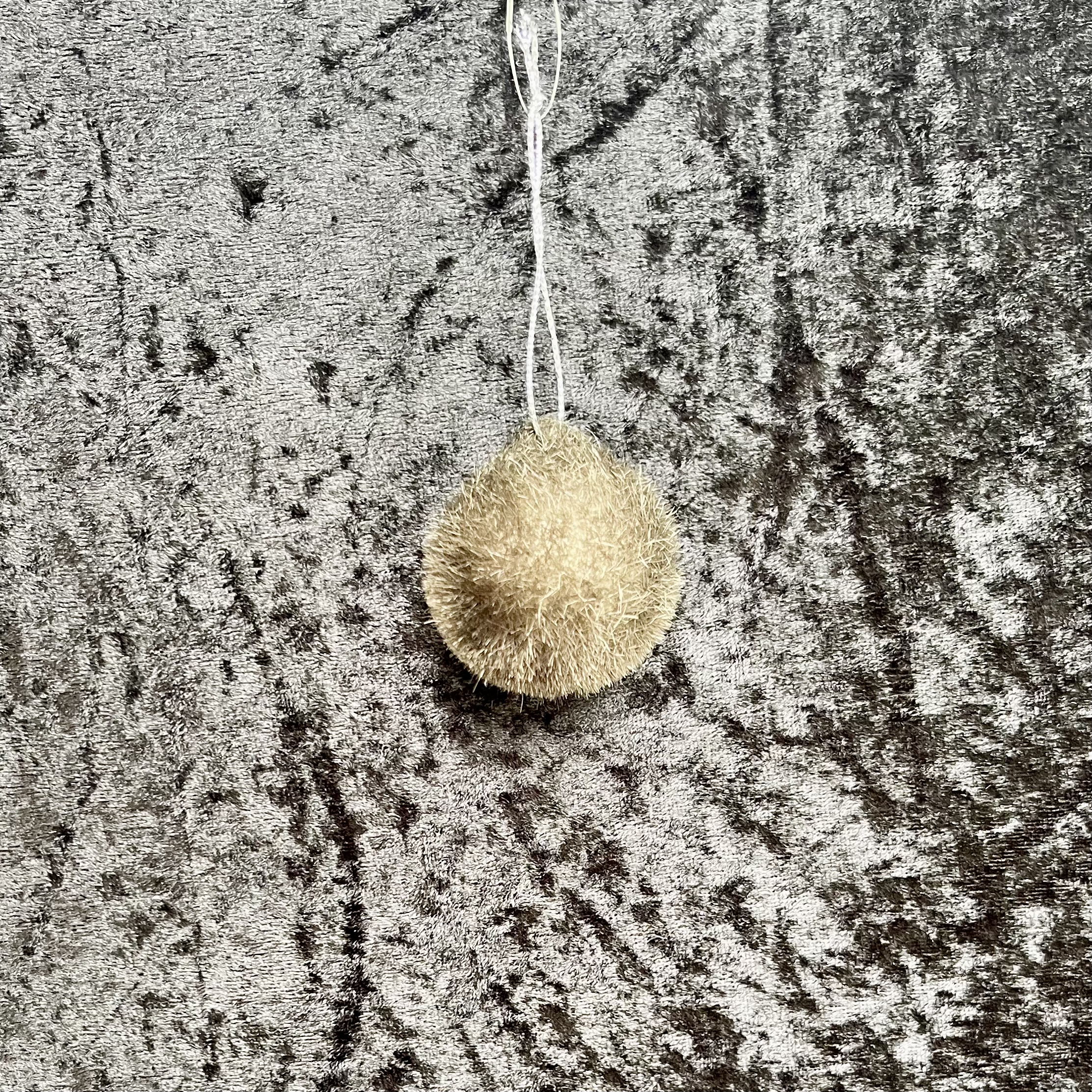 Kst.Kugel "Tasko" z.H., D4cm, taupe, Modell `26
