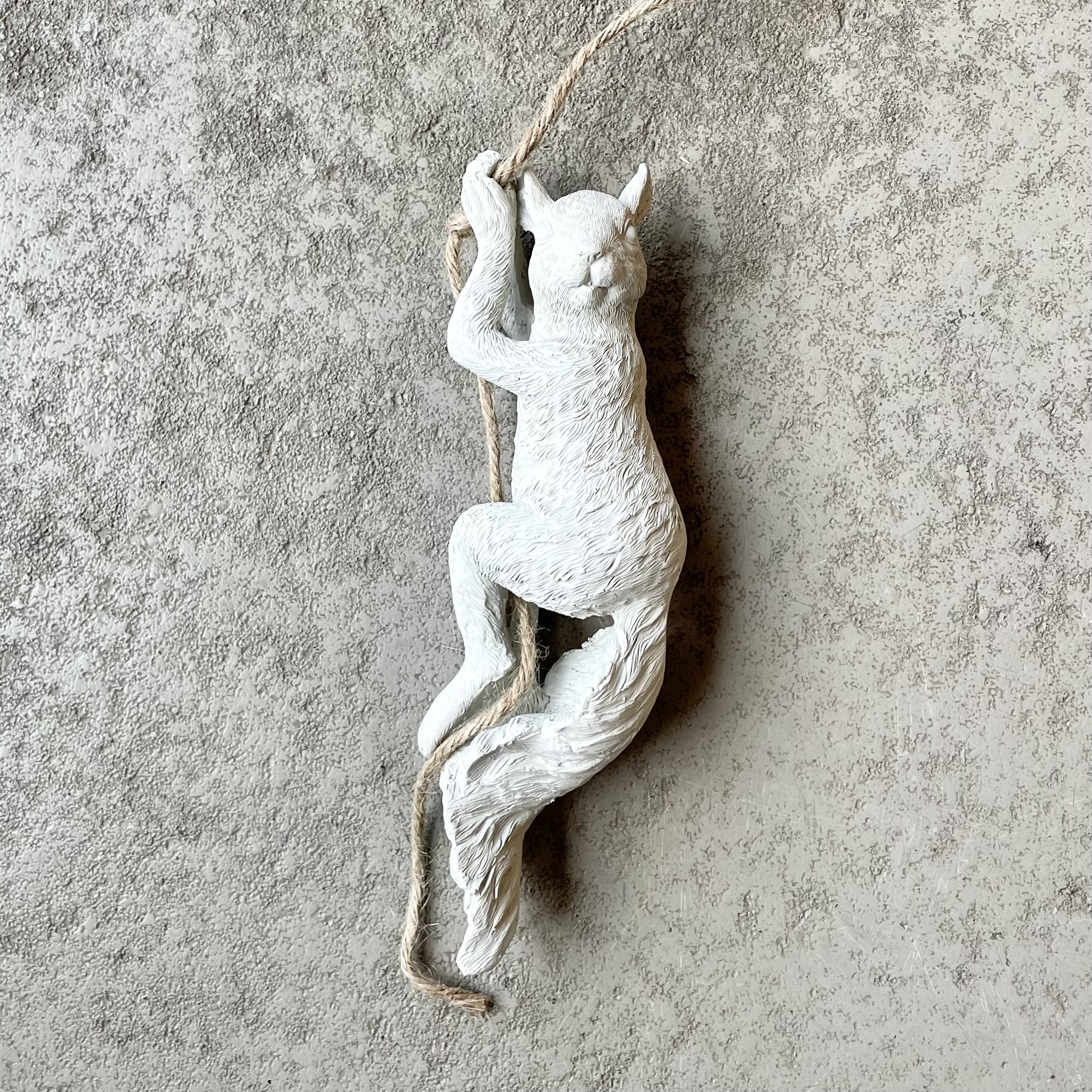 Poly-Eichhörnchen "Arco" H22,5cm weiß