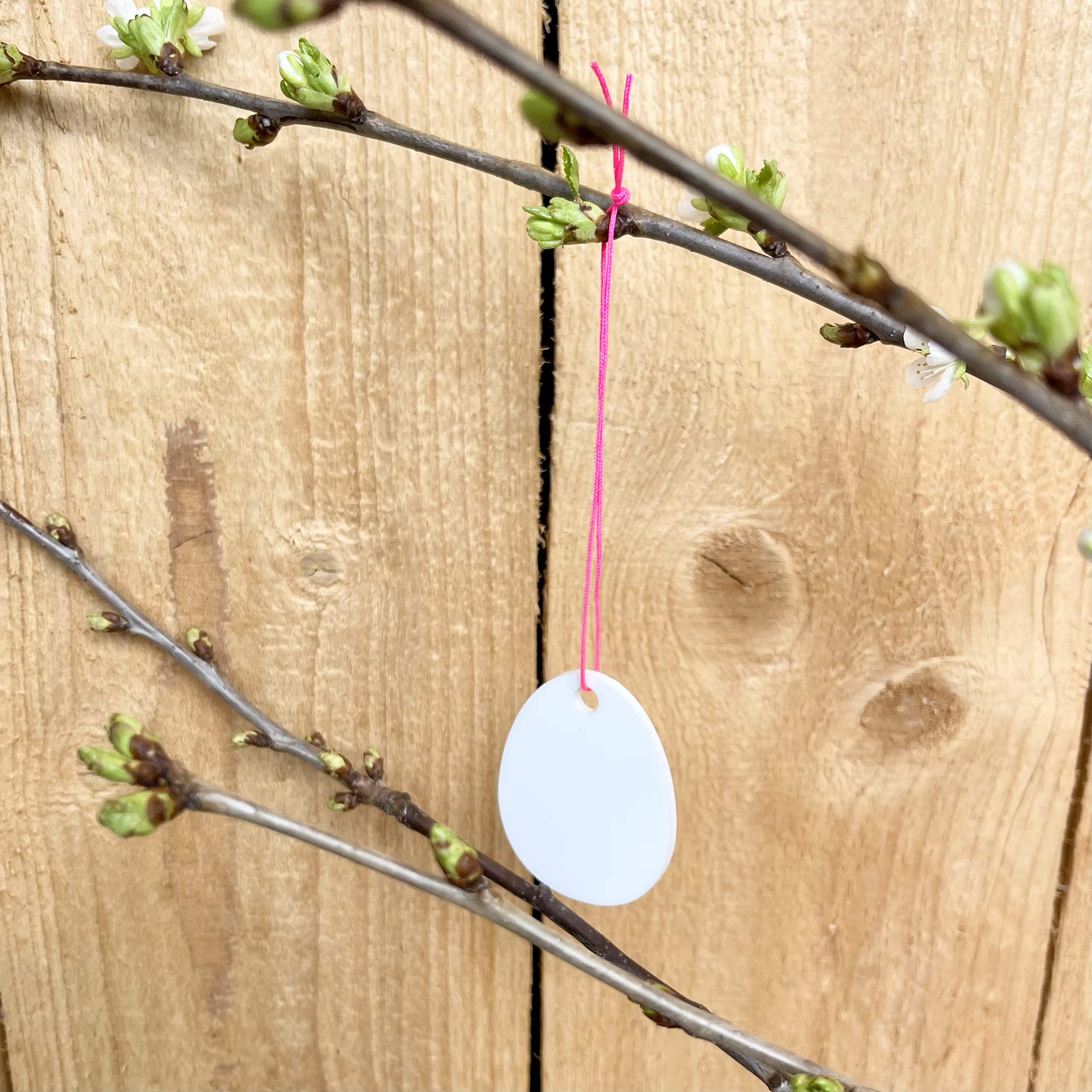 Hänger Osterei 6cm, weiß