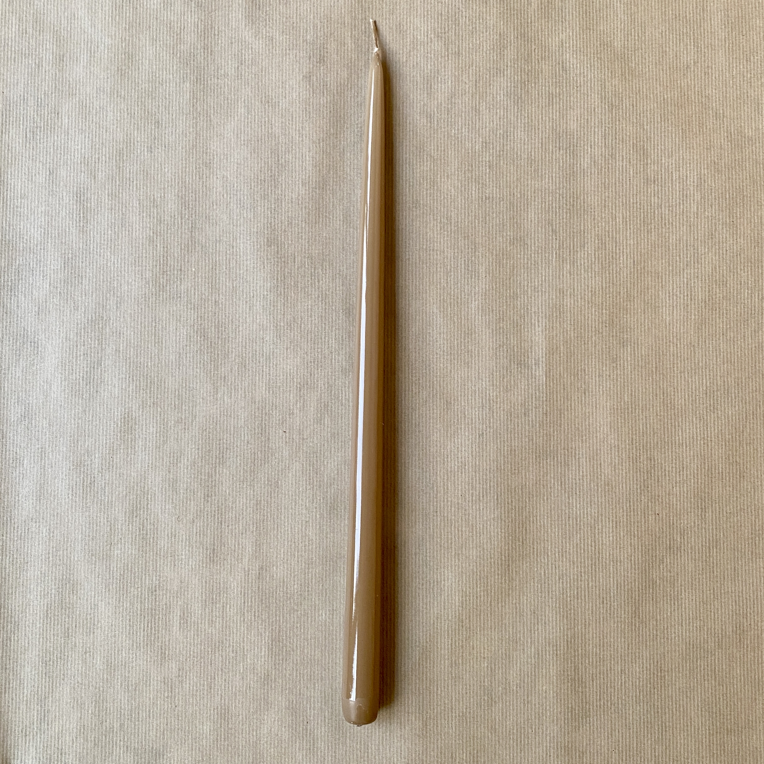 Spitzkerze lackiert, 40cm, zimt 