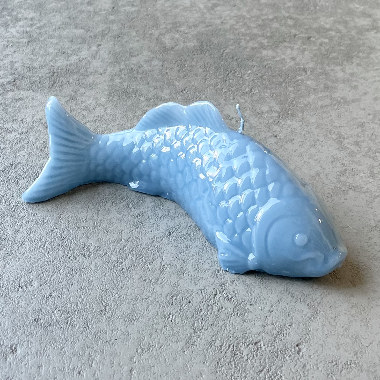 Gelackte Objektkerze Hochglanz "Fisch" Marine, L23cm