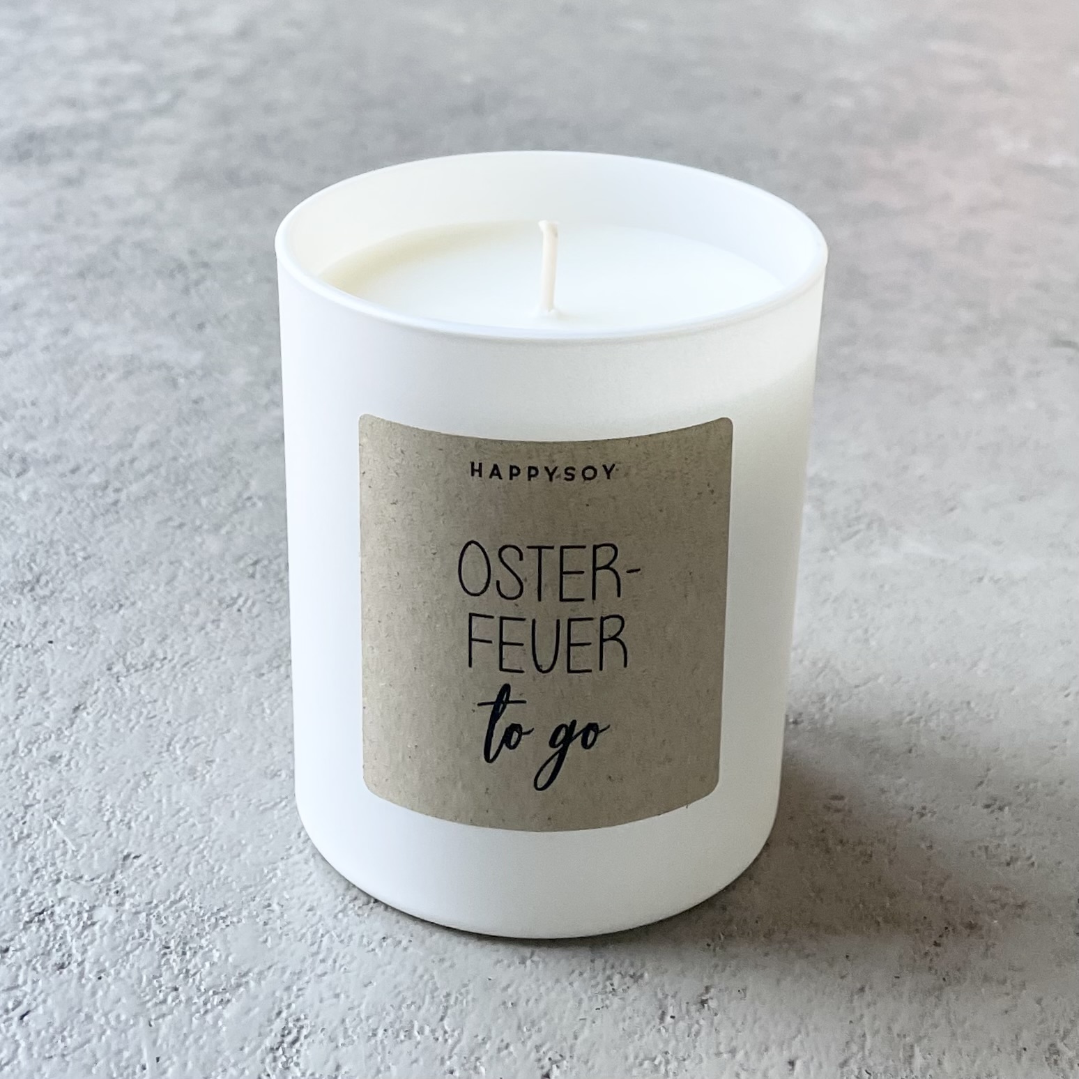 Duftkerze "OSTERFEUER to go" H9cm, weiß/weiß