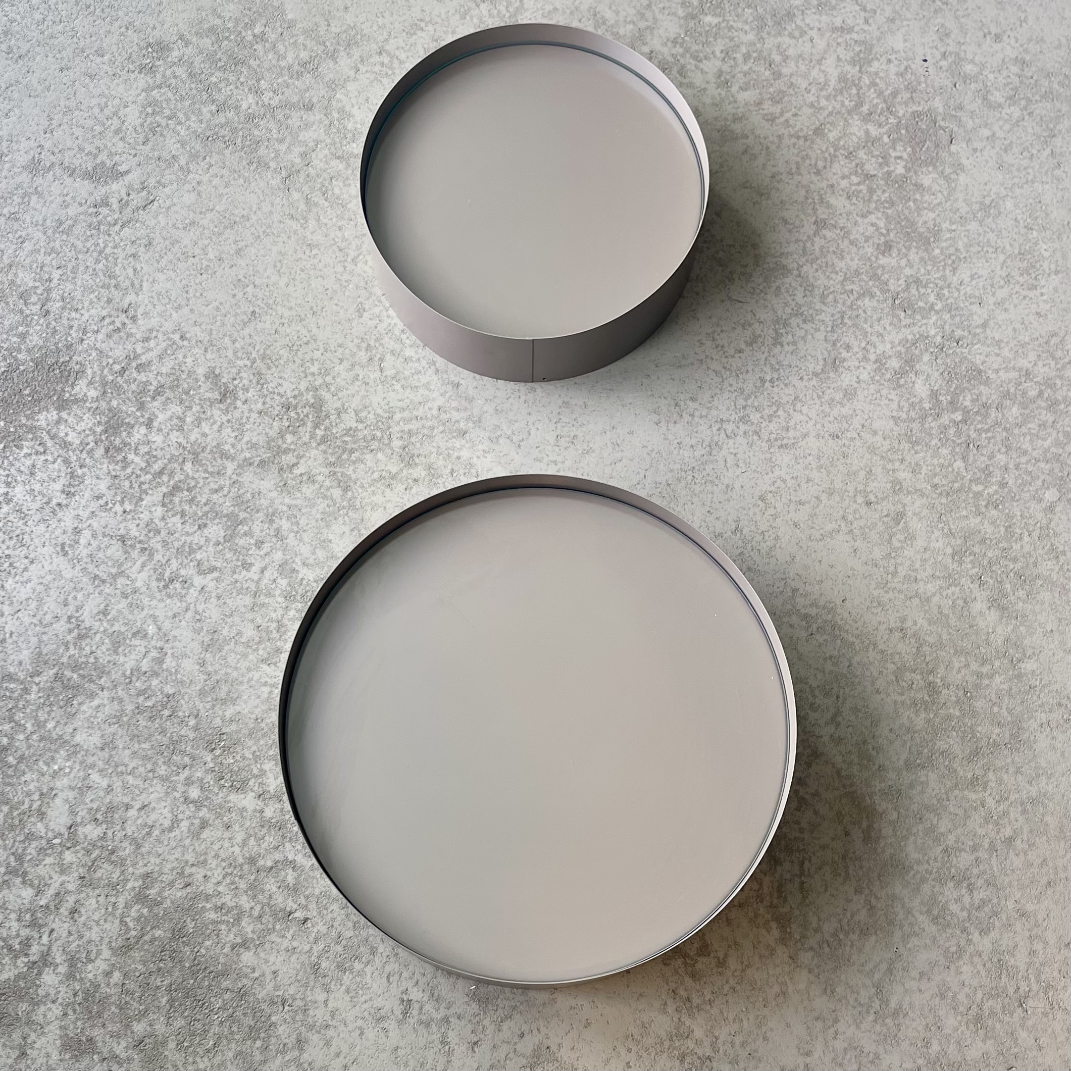 Metall-Podest "Erik" m. Glasboden, D30H9cm, braun