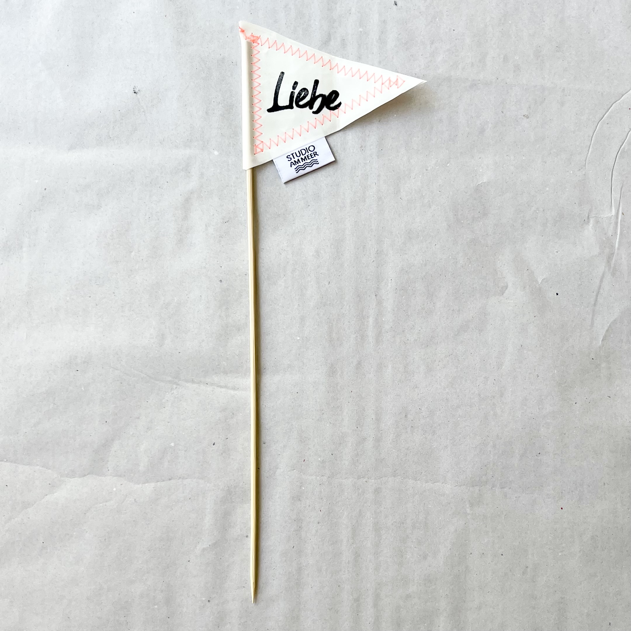 Segeltuch Deko-Fähnchen "Liebe" L29,5cm, weiß/orange/schwarz