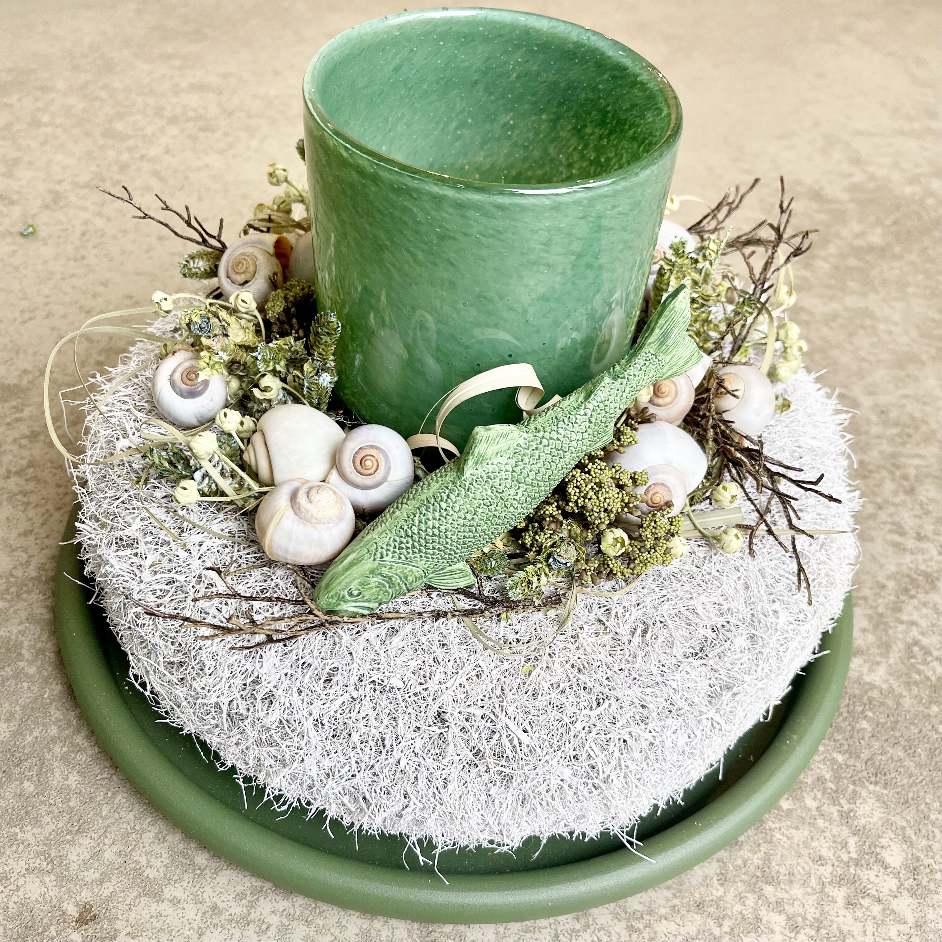 Kokoskranz Grün Weiß flaches Tablett