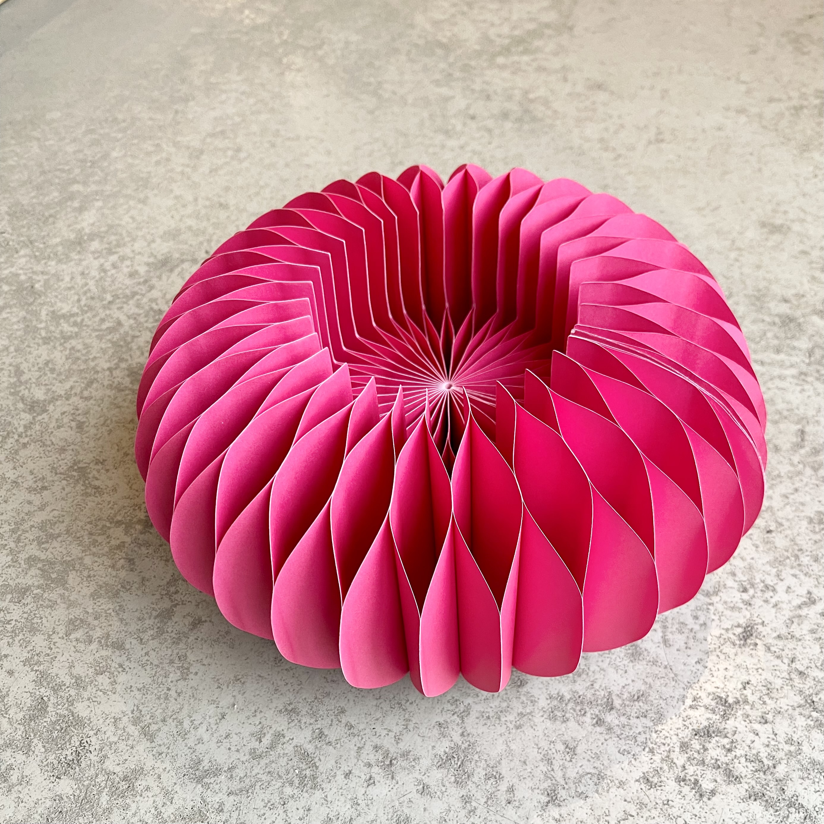 Pap.Sockel "Dacia",D28H13,pink