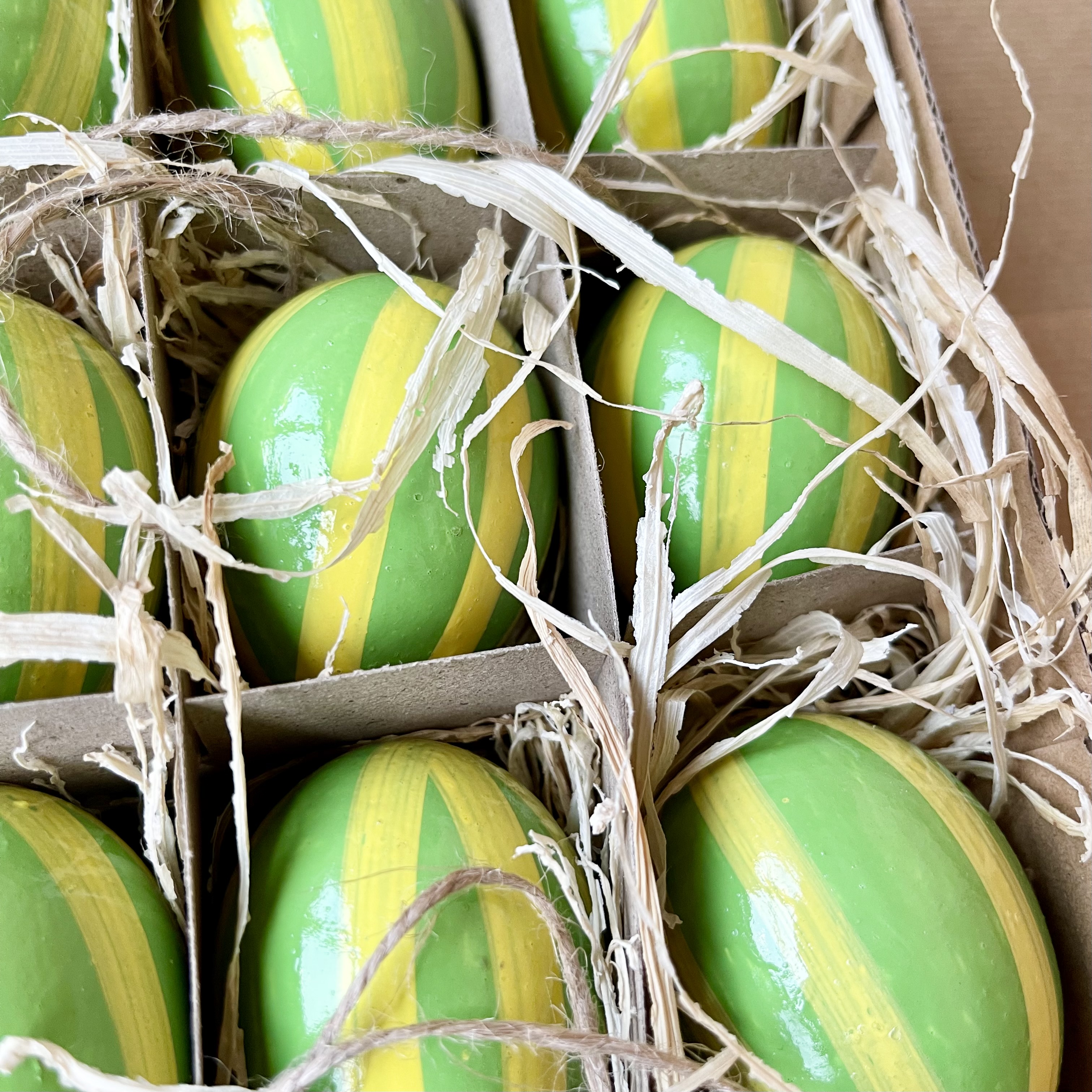 Hühnerei"Stripes",2F,H6cm, grün/gelb