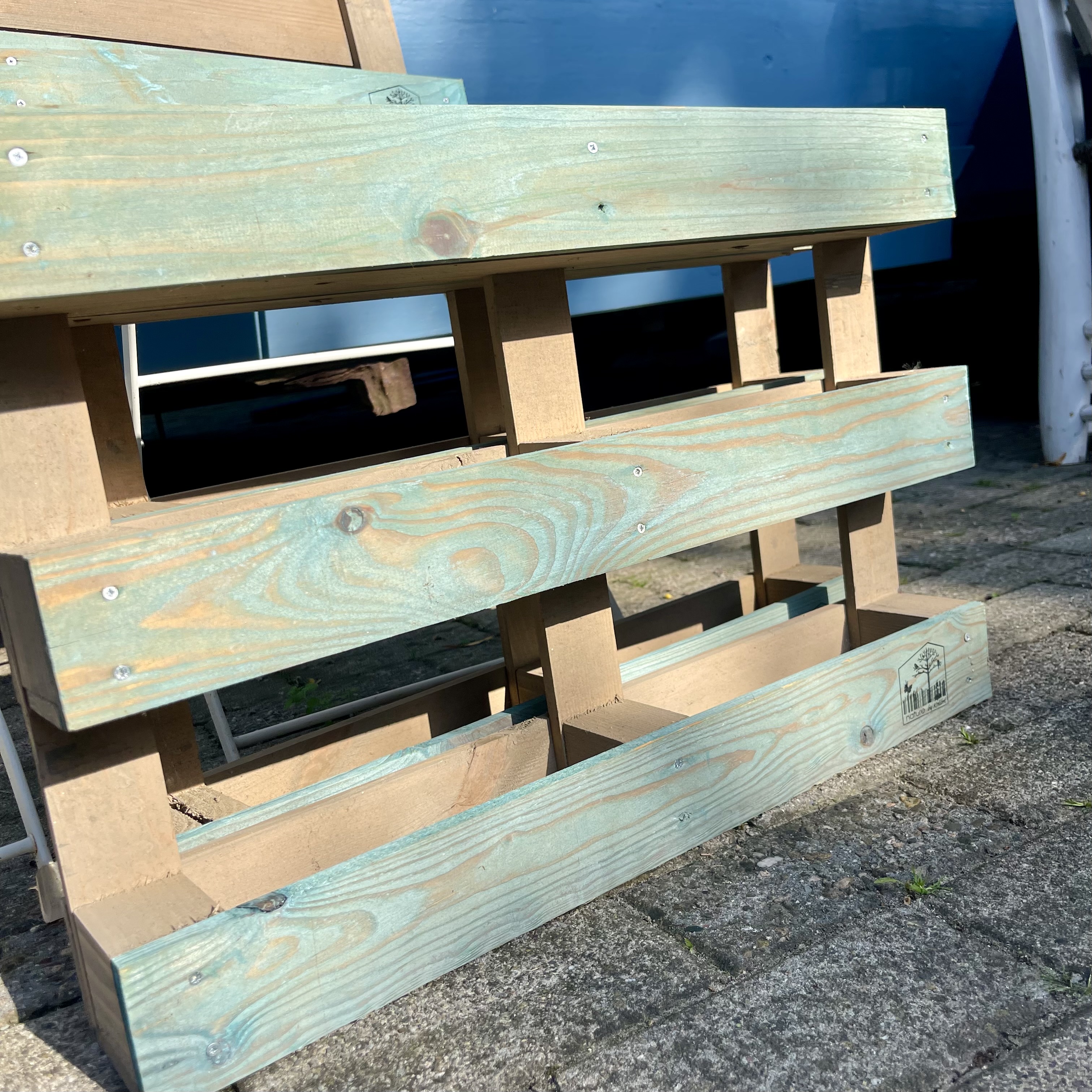 Holzkasten "a la Europalette", türkis gr.