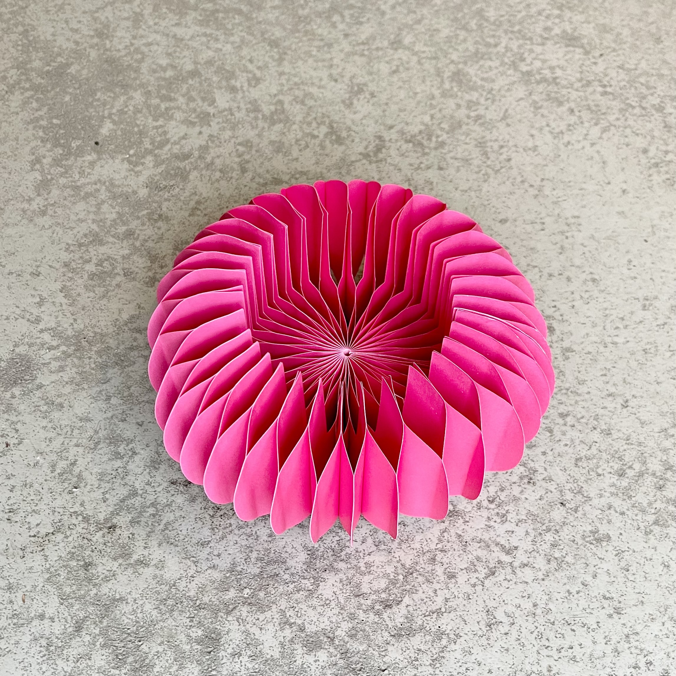 Pap.Sockel "Dacia", D22H10cm,pink