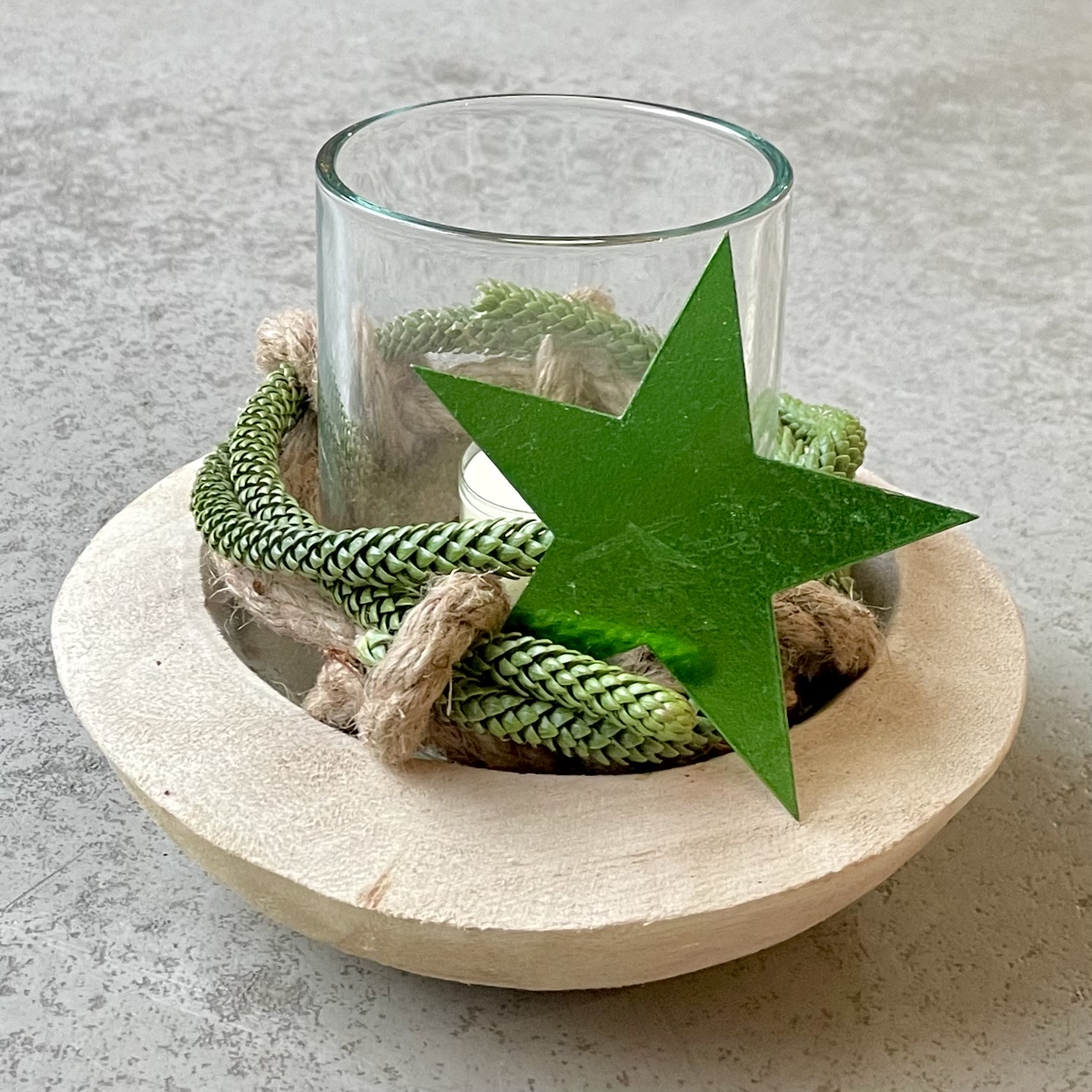 Kleines Windlicht "GRÜNER STERN" natur/grün D20cm
