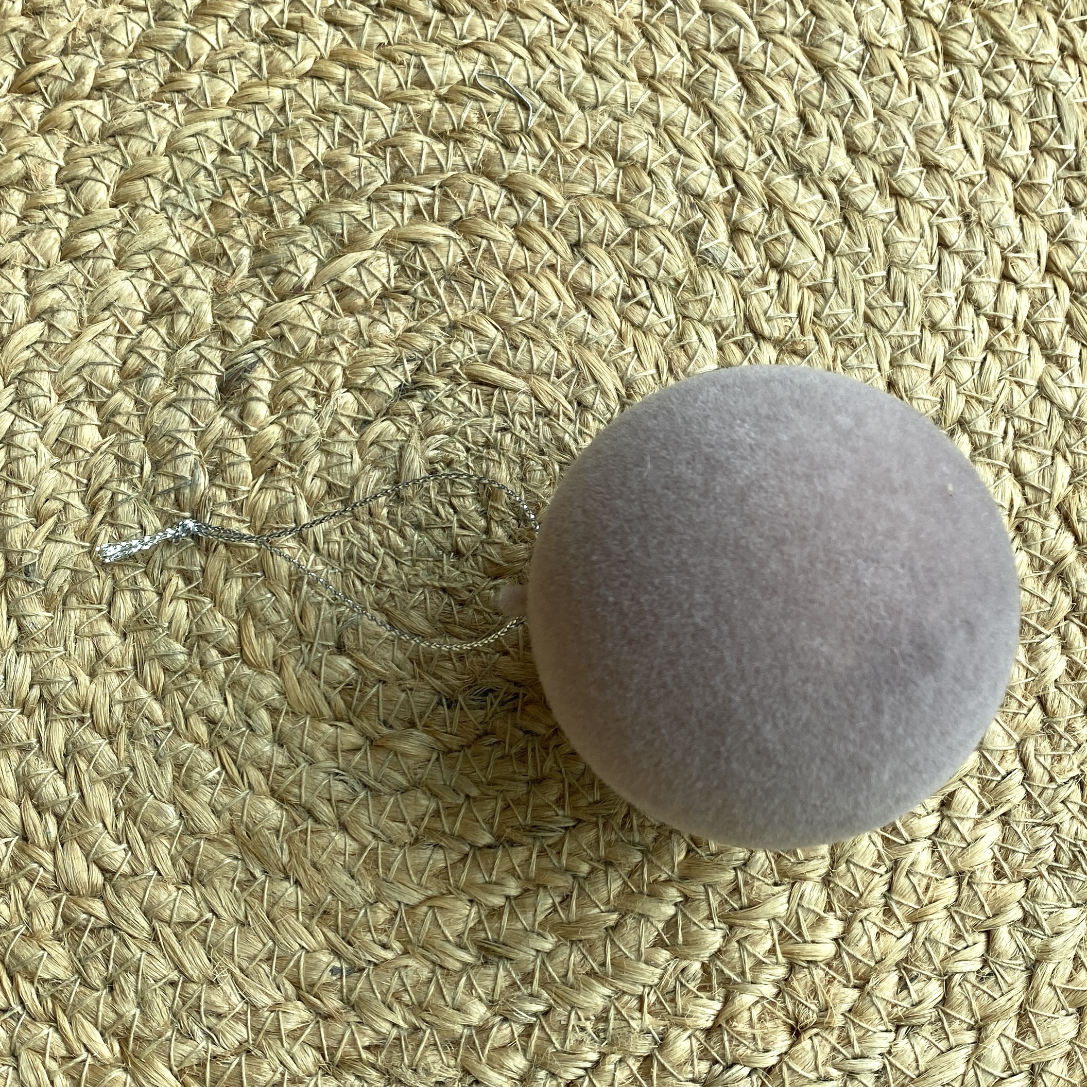 Kst.Kugel "Tasko" taupe 6cm