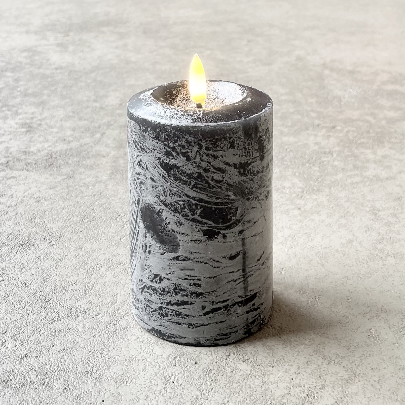 LED-Kerze "Florale" H12cm, black frosted finished