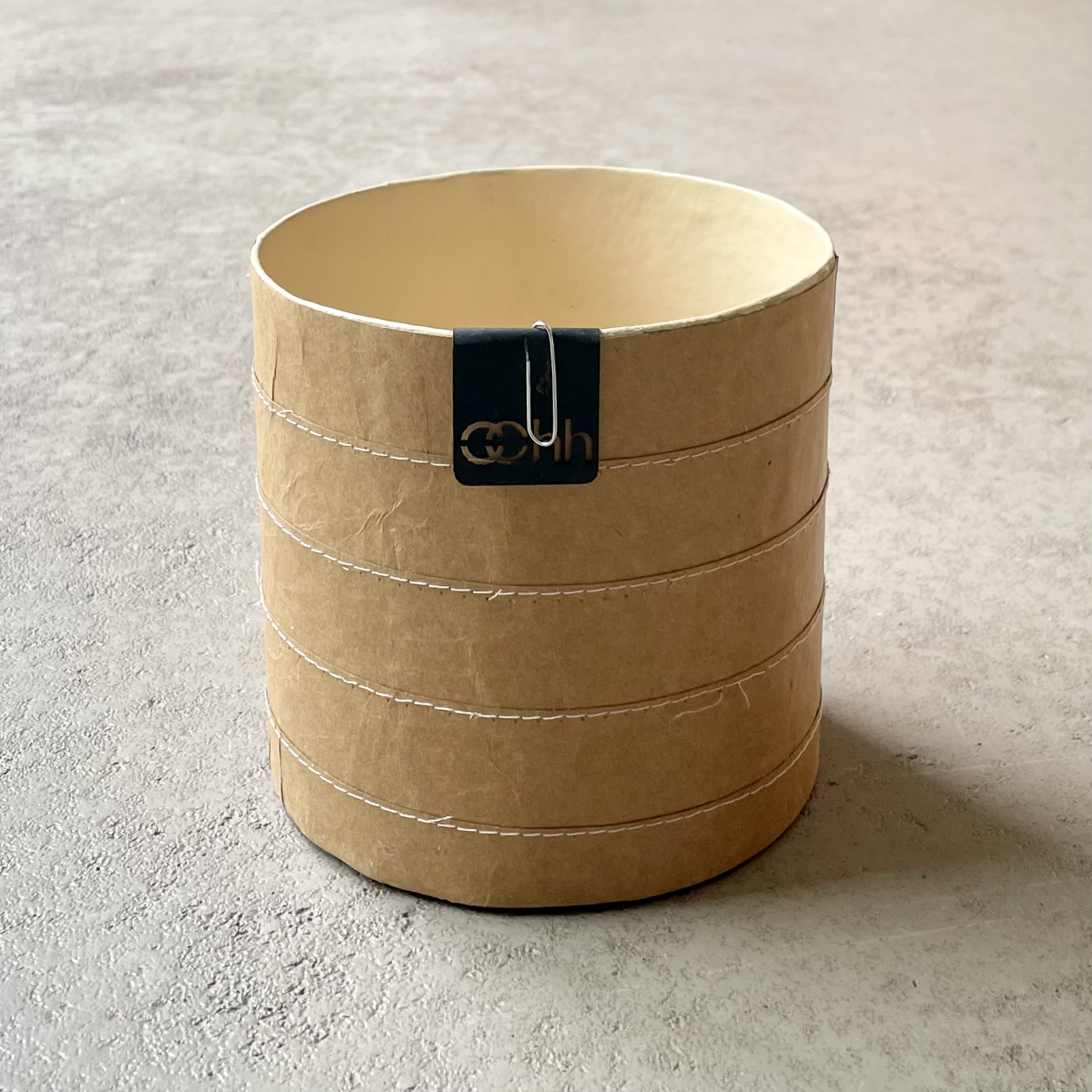 OOhh-Topf aus recyceltem Papier gestreift genäht natur H13 D13