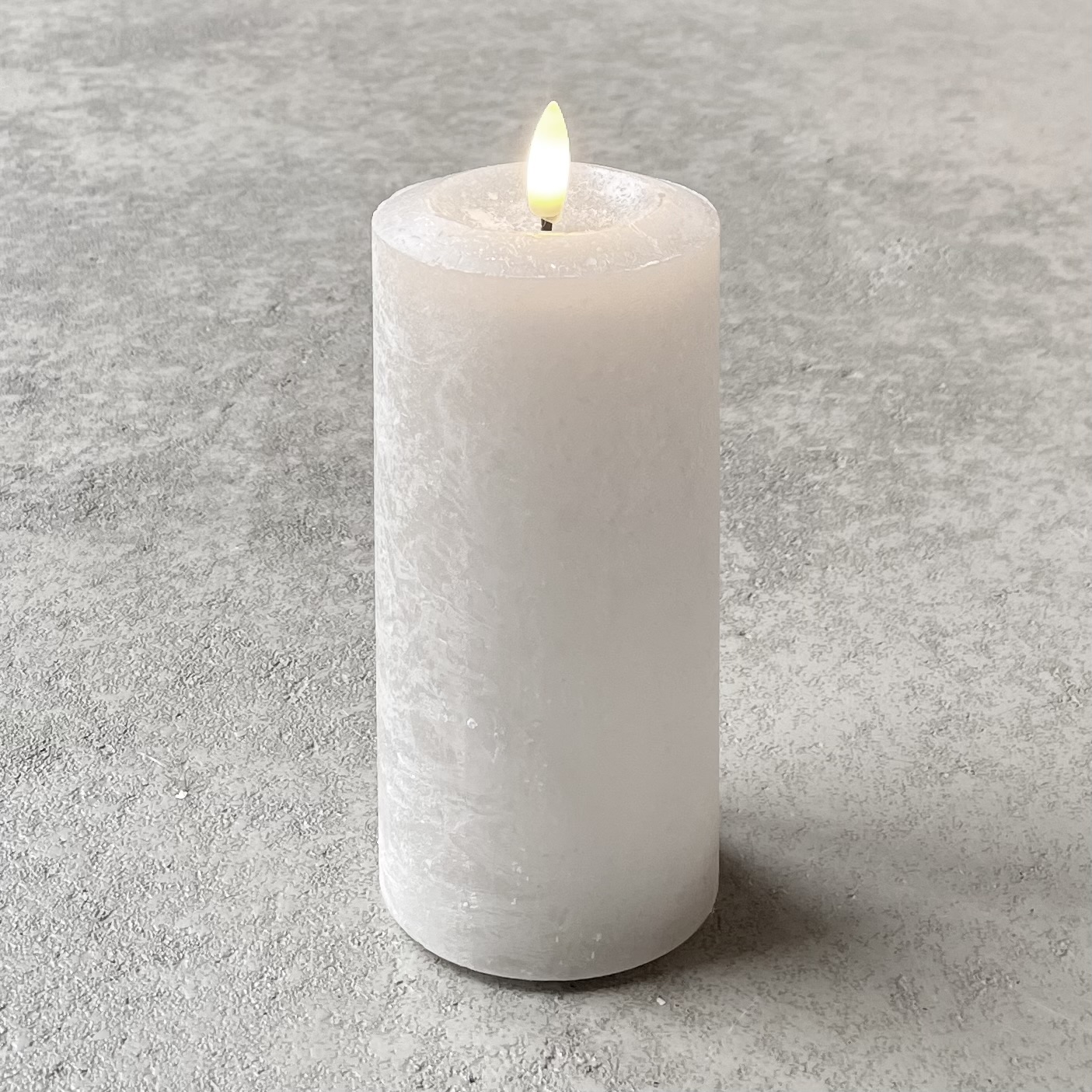 LED-Kerze "Florale" H16cm, grey frosted finished