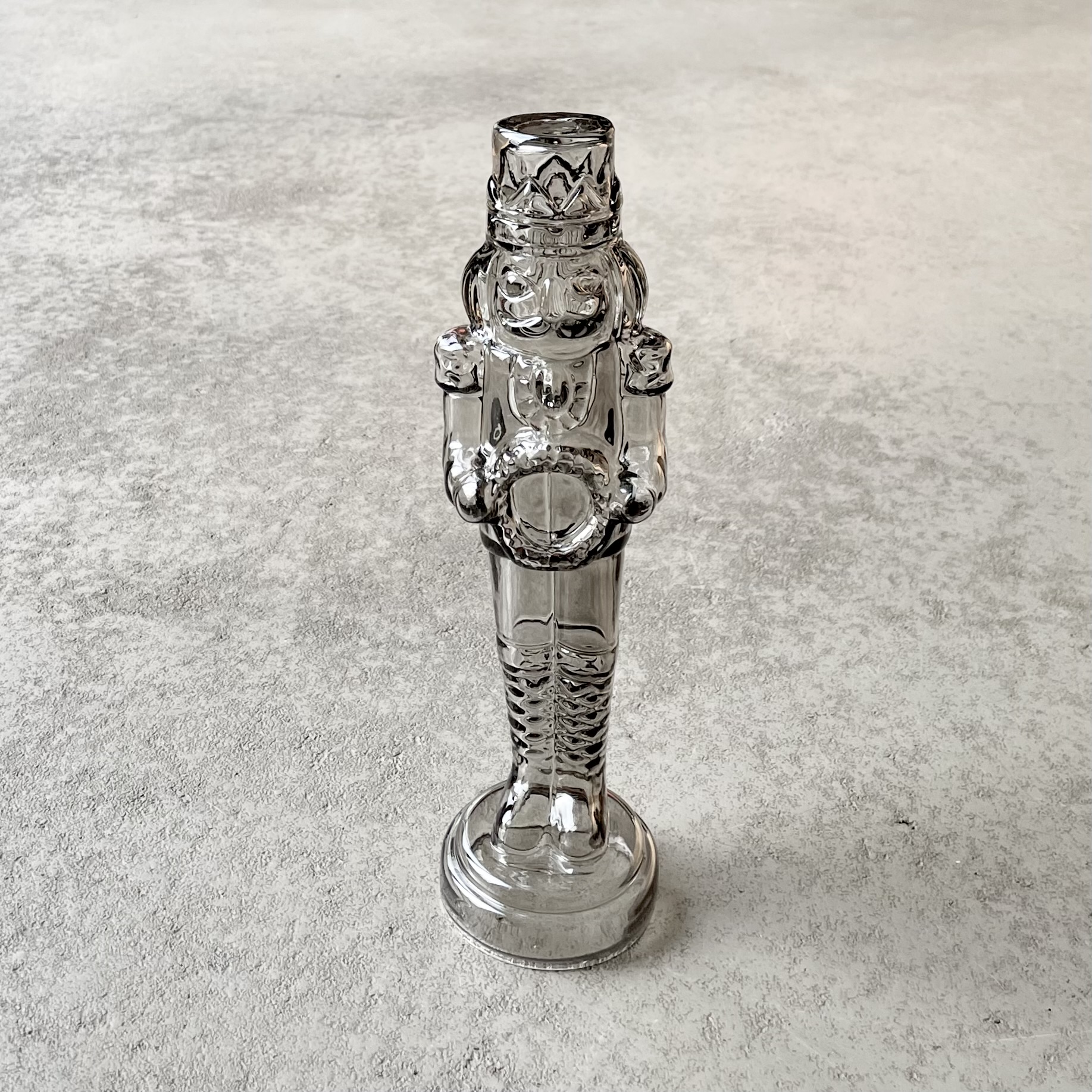 Glas-Nussknacker "Chubby" H27cm, grau