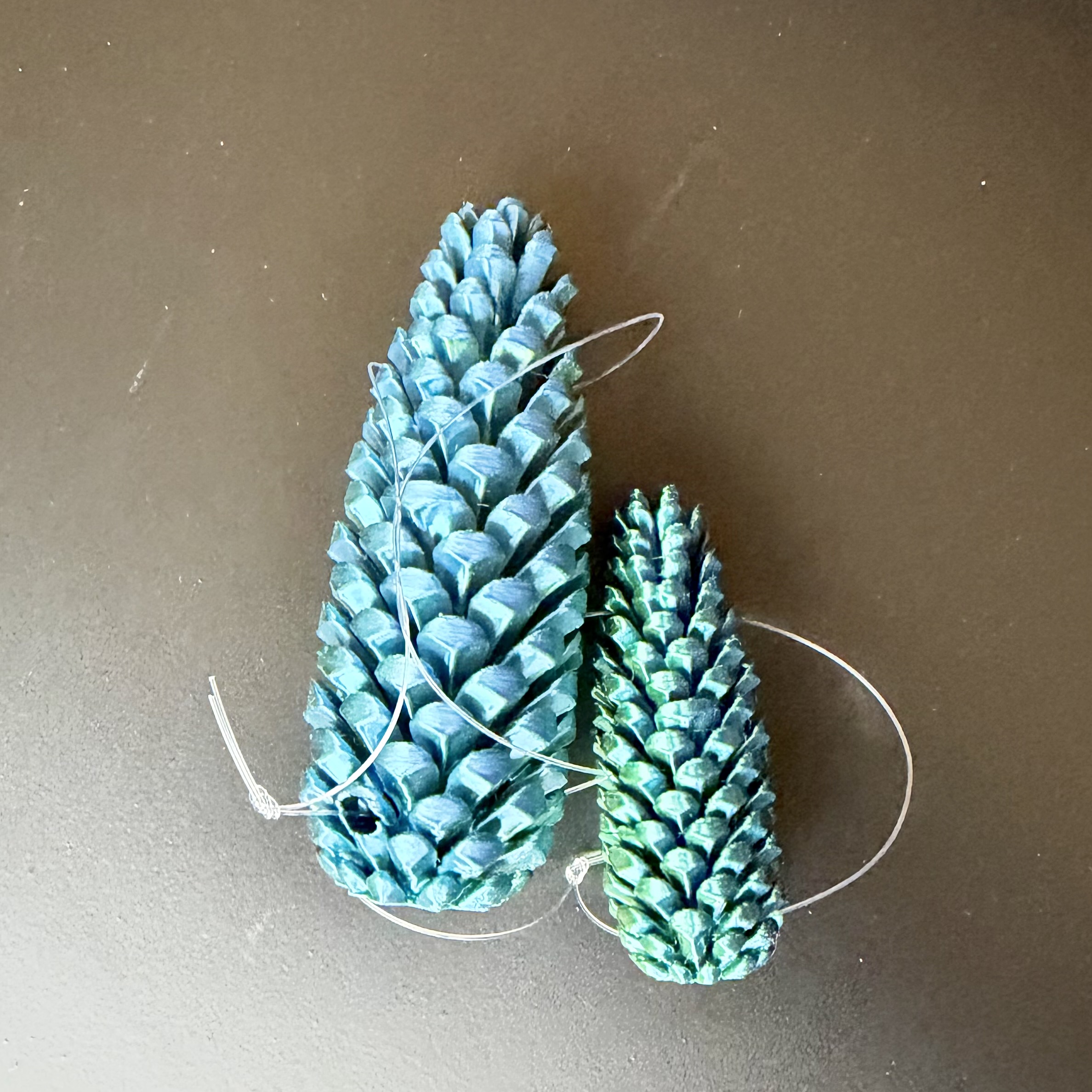 Pl.Zapfen"Jay"z.H.,D4H10cm, blau grün