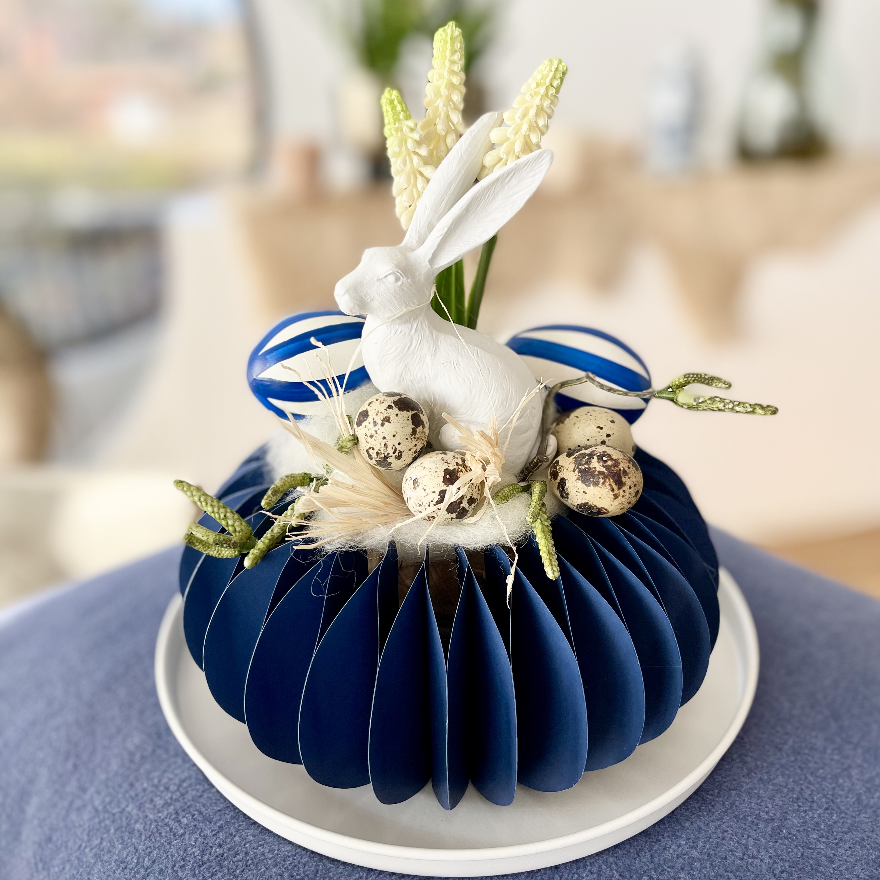 Osternest blau weiß klein