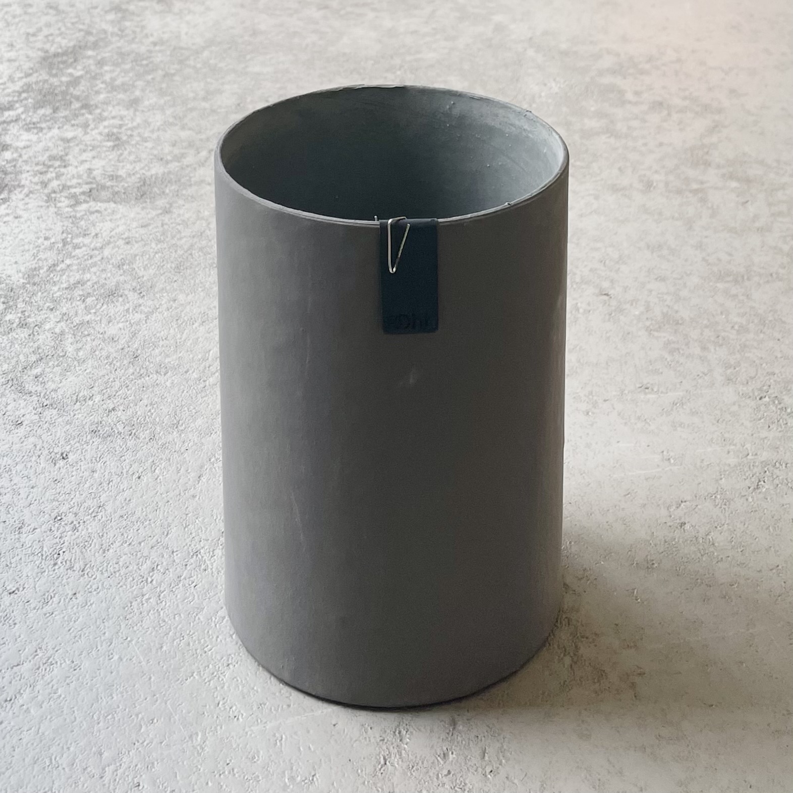 OOhh - Topf/Vase Go Green recyceltes Papier, dunkelgrau H19cm, D11,5cm