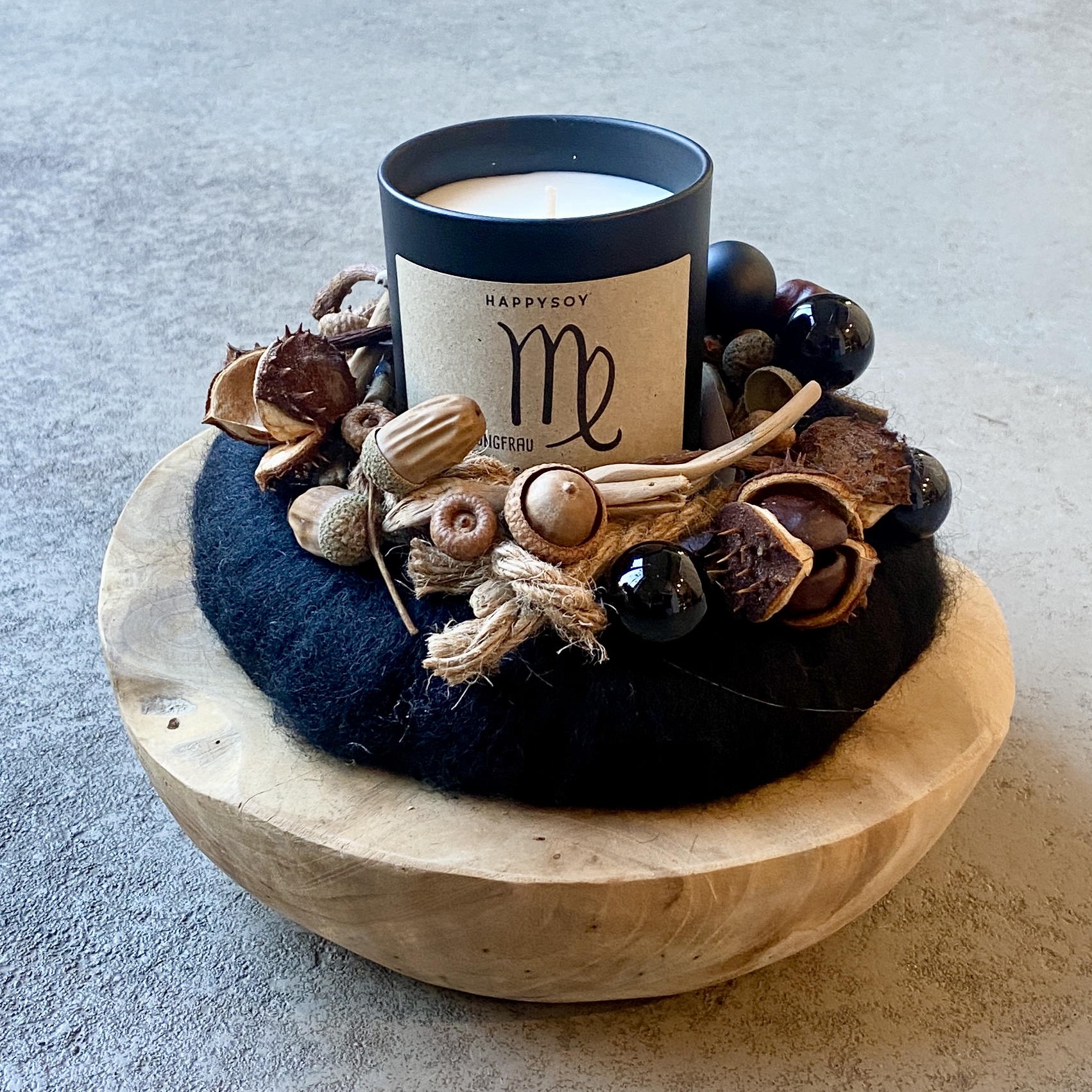 Sternzeichen-Kranz "Jungfrau" D23cm, schwarz natur