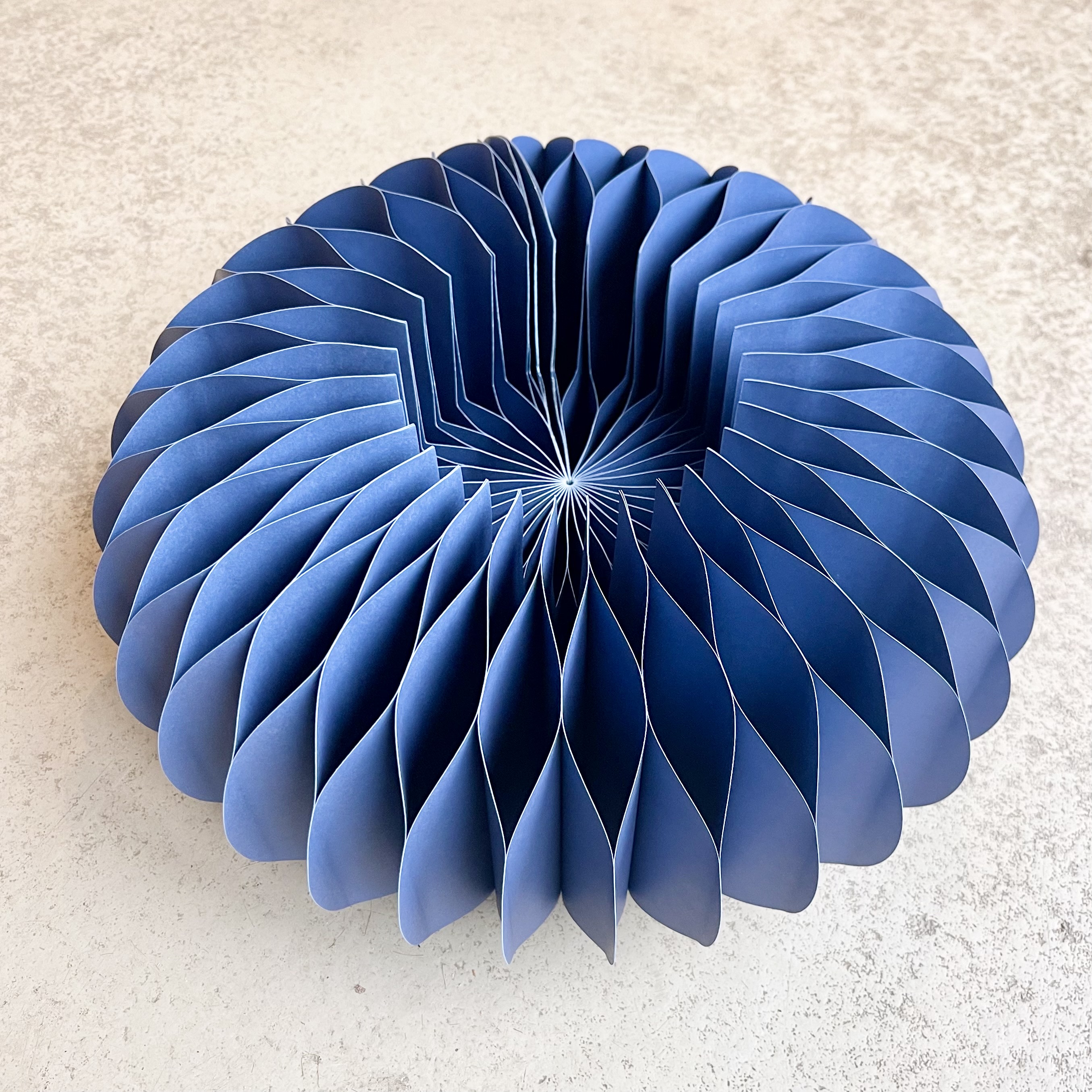 Pap.Sockel"Dacia",D22H10cm, blau