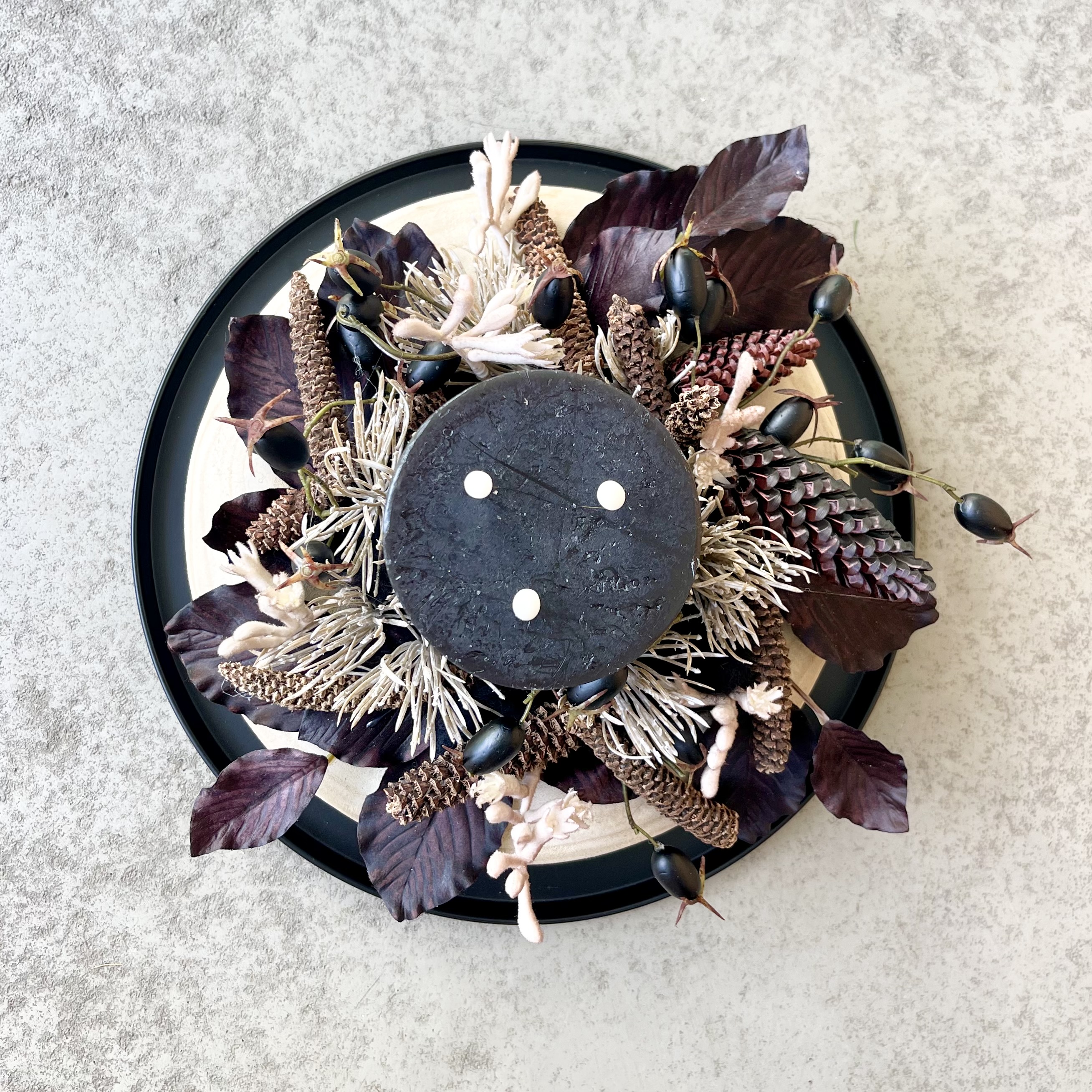 Holzkranz black