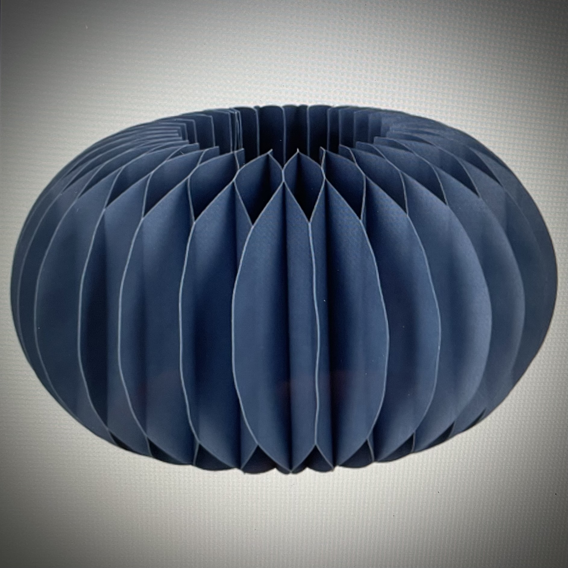 Pap. Sockel "Dacia" D39cm, blau