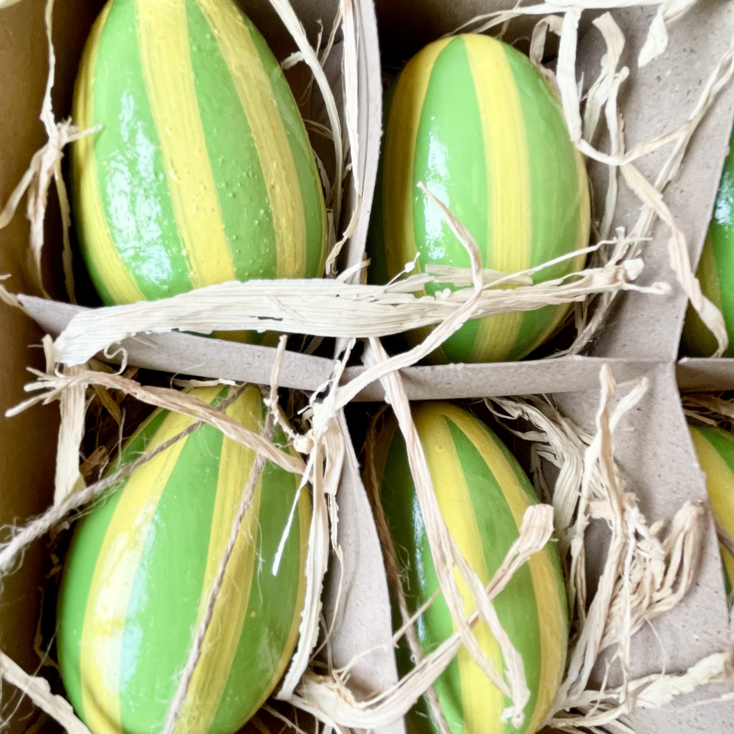 Gänseei"Stripes",2F,H8cm, grün/gelb