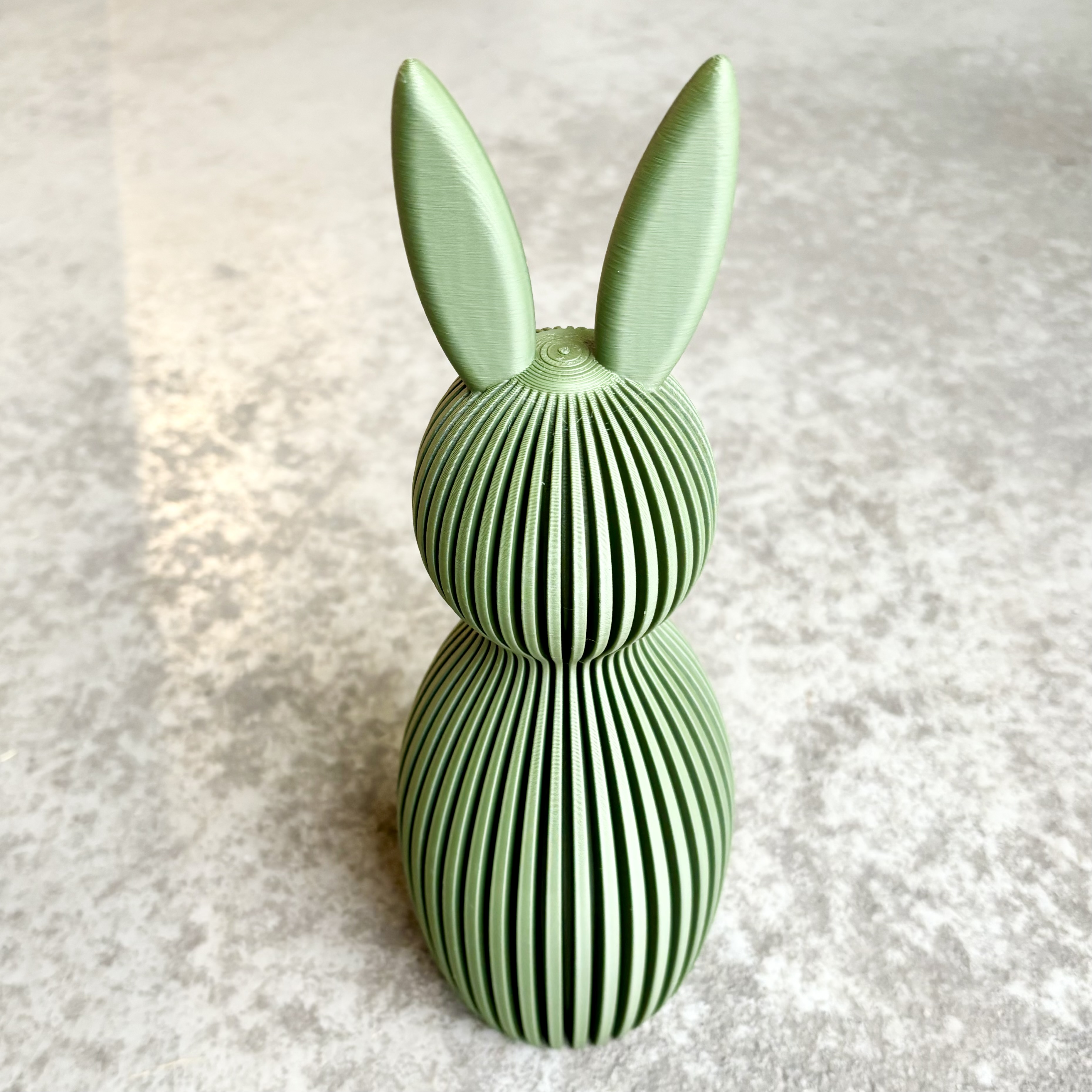 Kst.Hase"Printo"D7,5H21,5cm d-grün