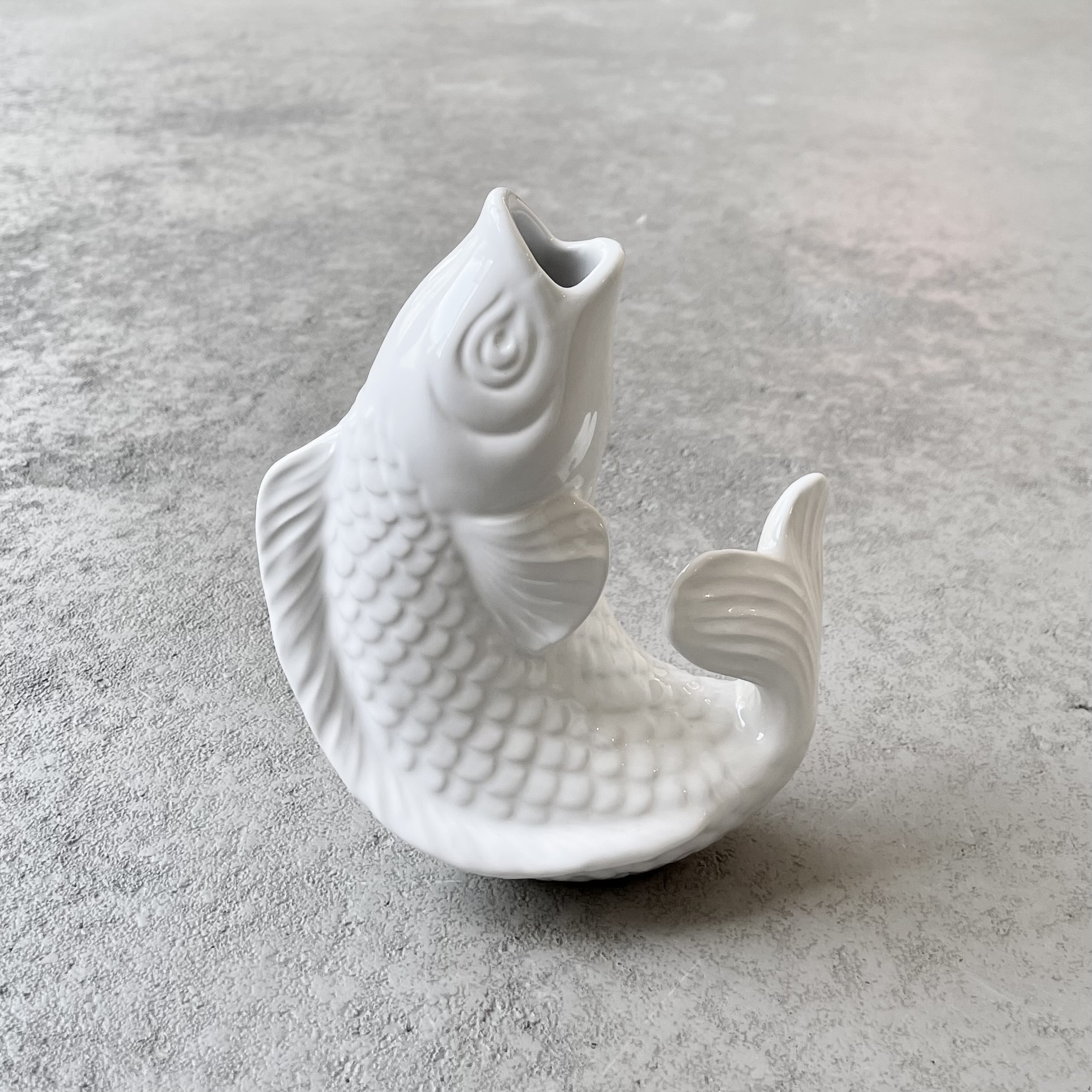 Keramik-Fisch-Vase "Mamsell KOI" H15cm, weiß