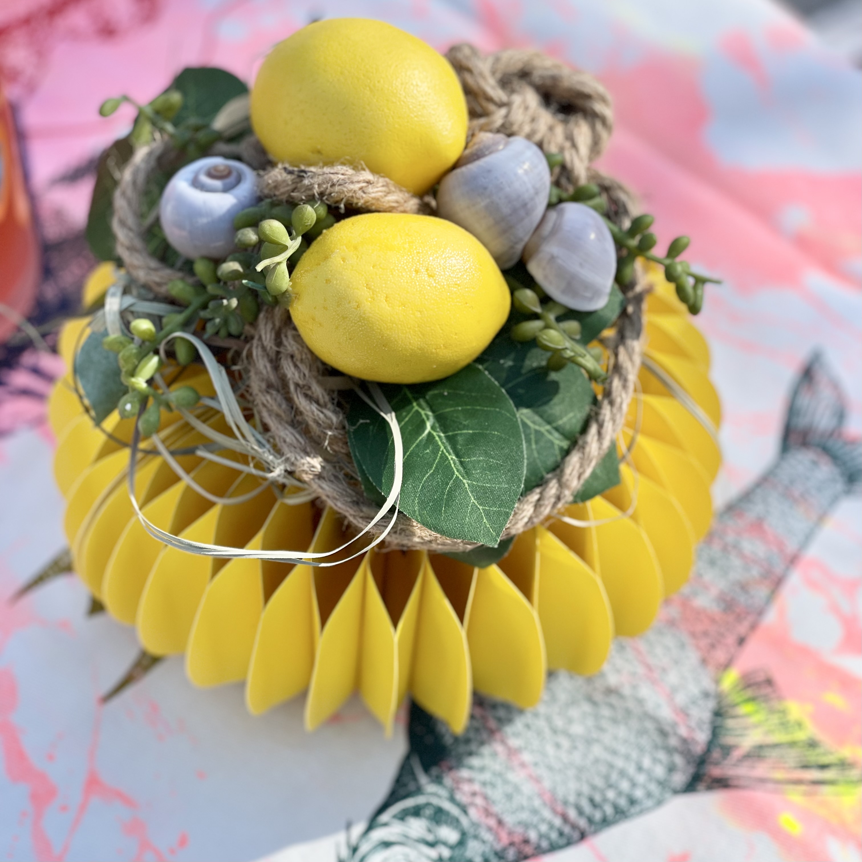 Zitronen Dacia gelb s