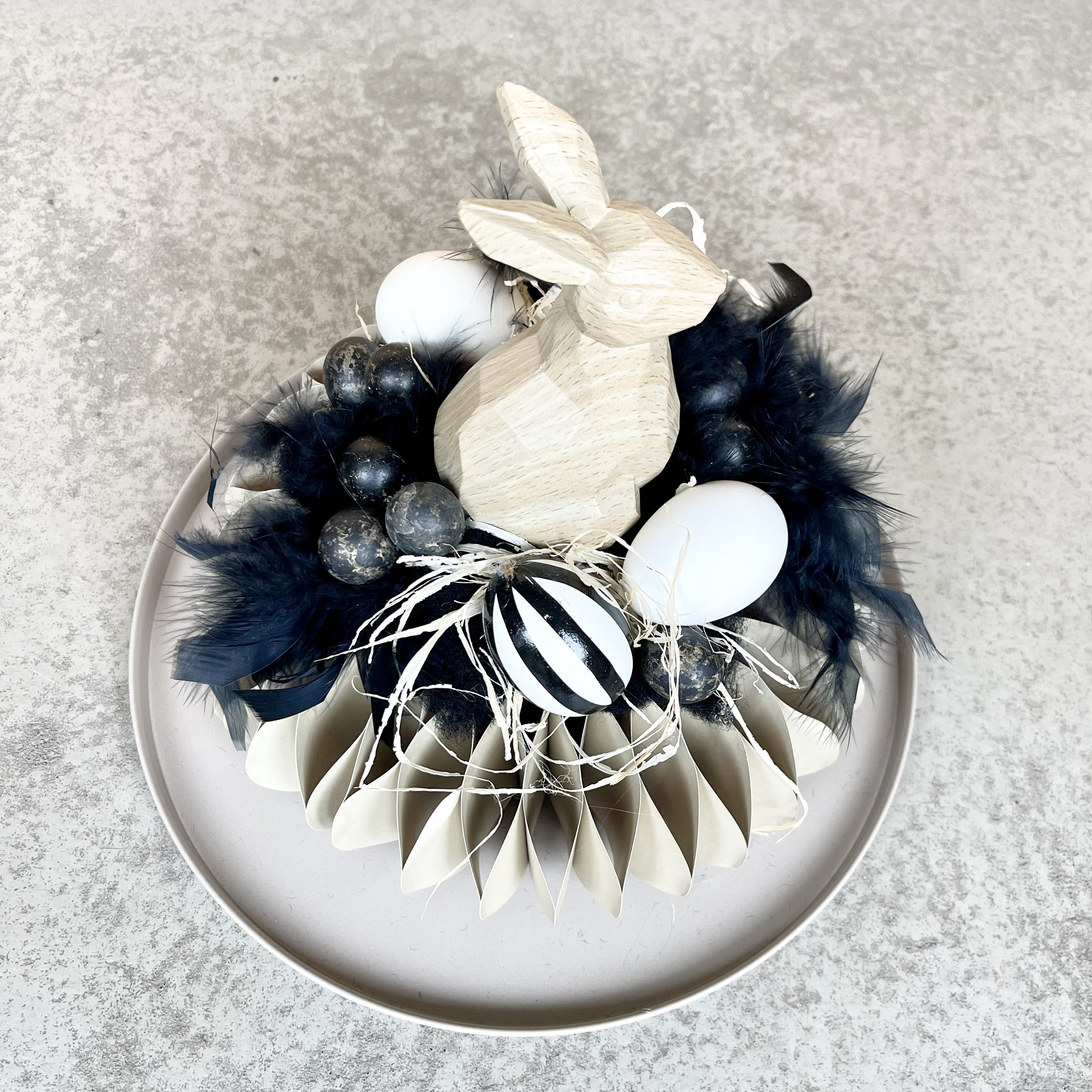 Hasennest Taupe Schwarz