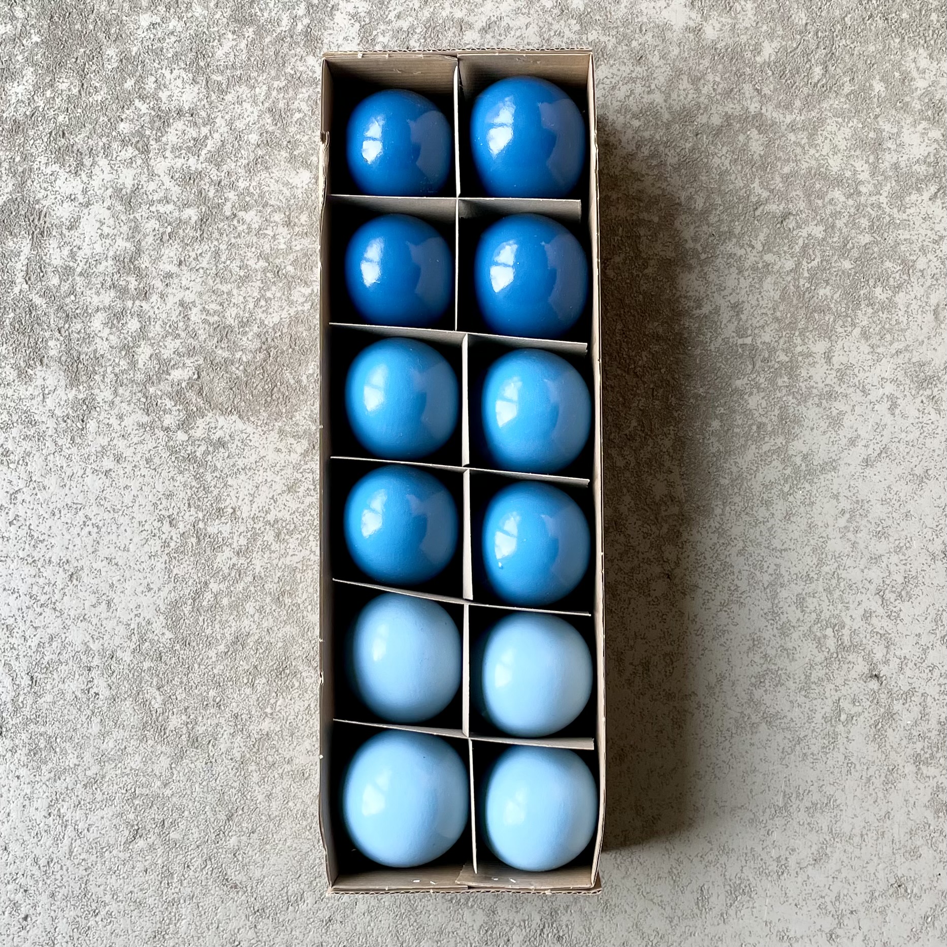 Box Gänseei 12St. blau Lack, 3F H8cm