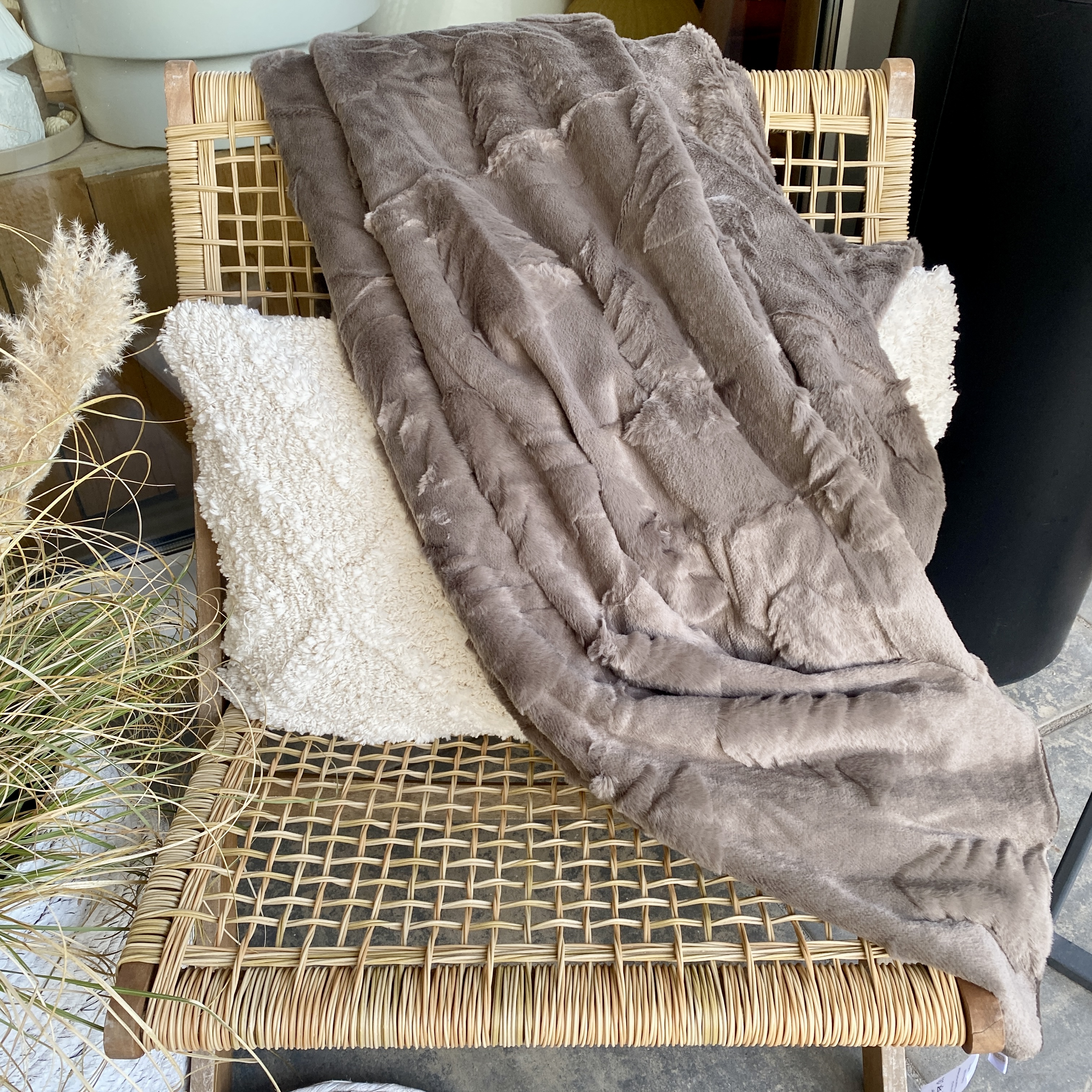 Decke Tree, 130 x 170cm, taupe