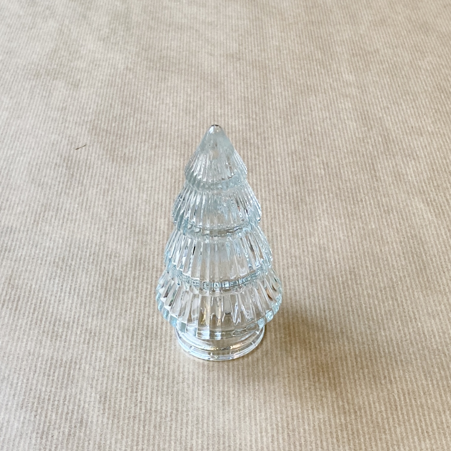 Gl. Tanne "Jamie" H11cm, weiß klar