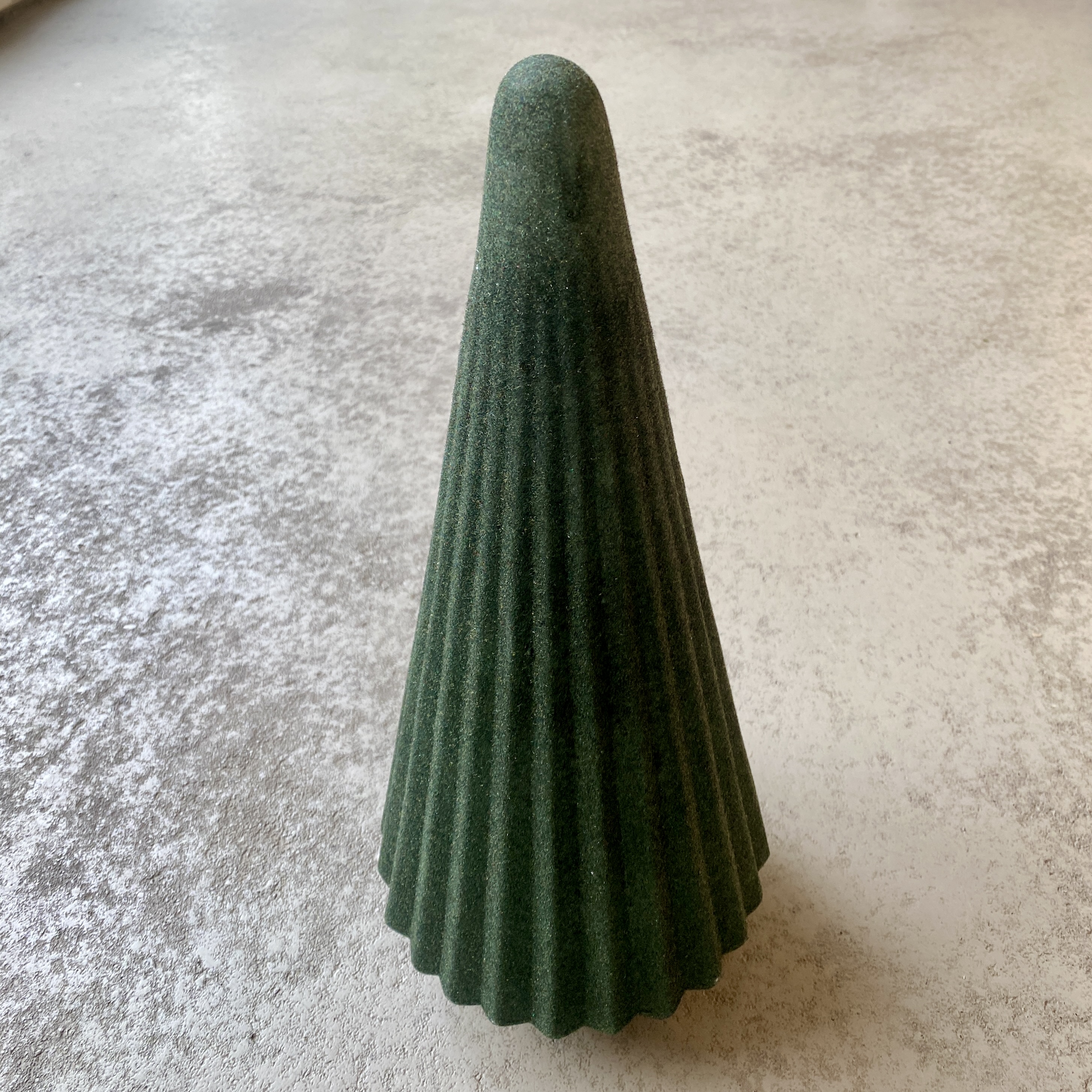 Deko Velvet Tree Bob L, grün