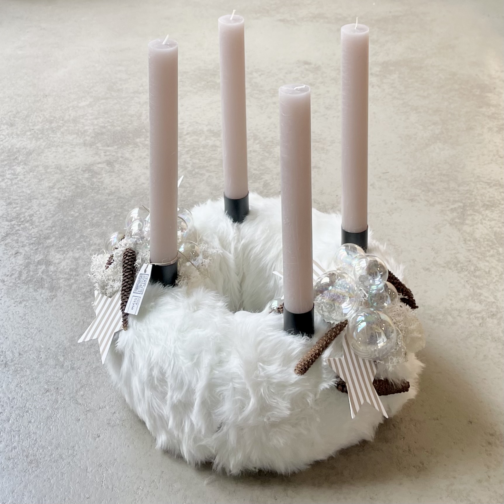 Adventskranz "Streifensterne" mit vier Kerzen D40cm, weiß/taupe/natur/klar