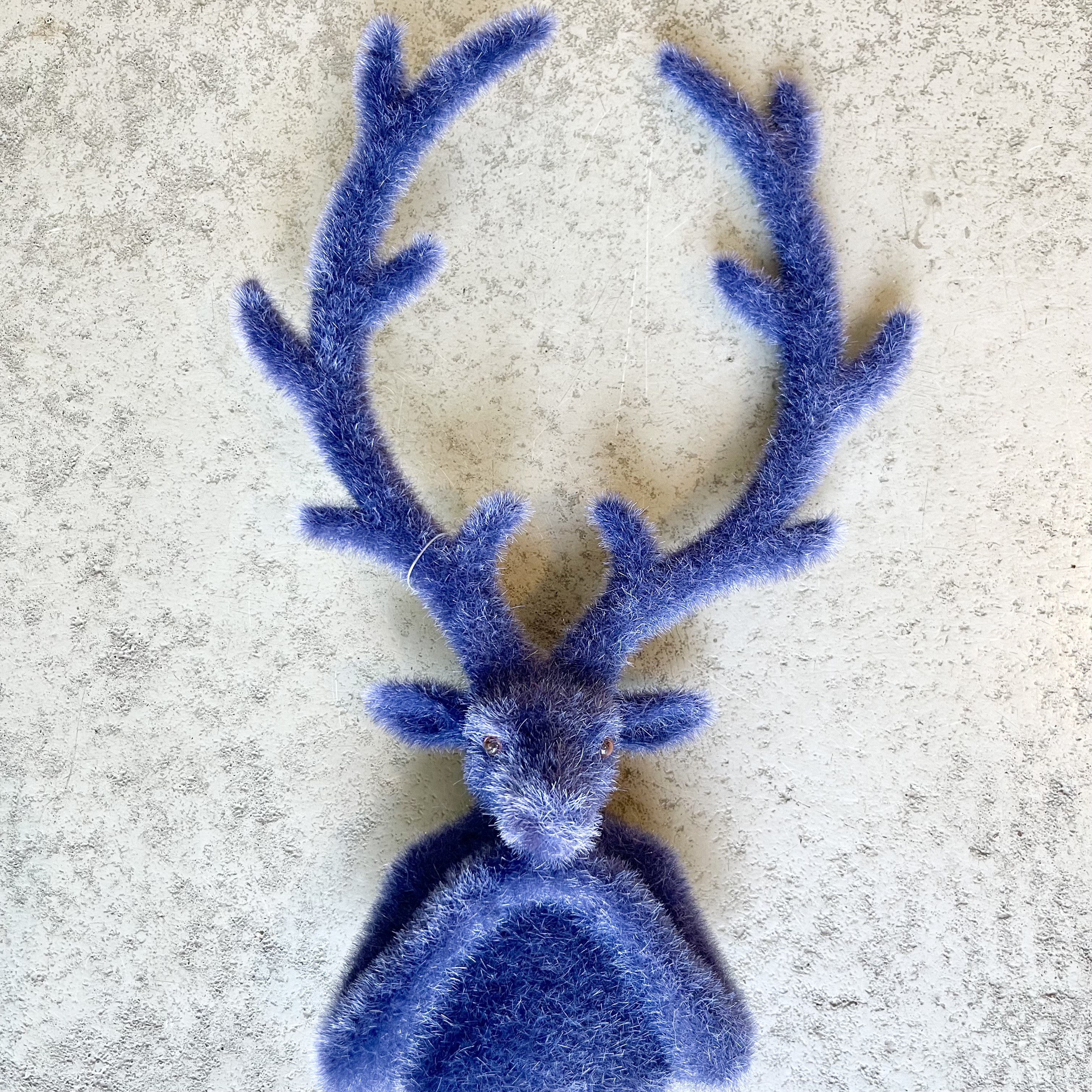 KST Hirschkopf "Tasko" H30cm, dkblau, Modell `26