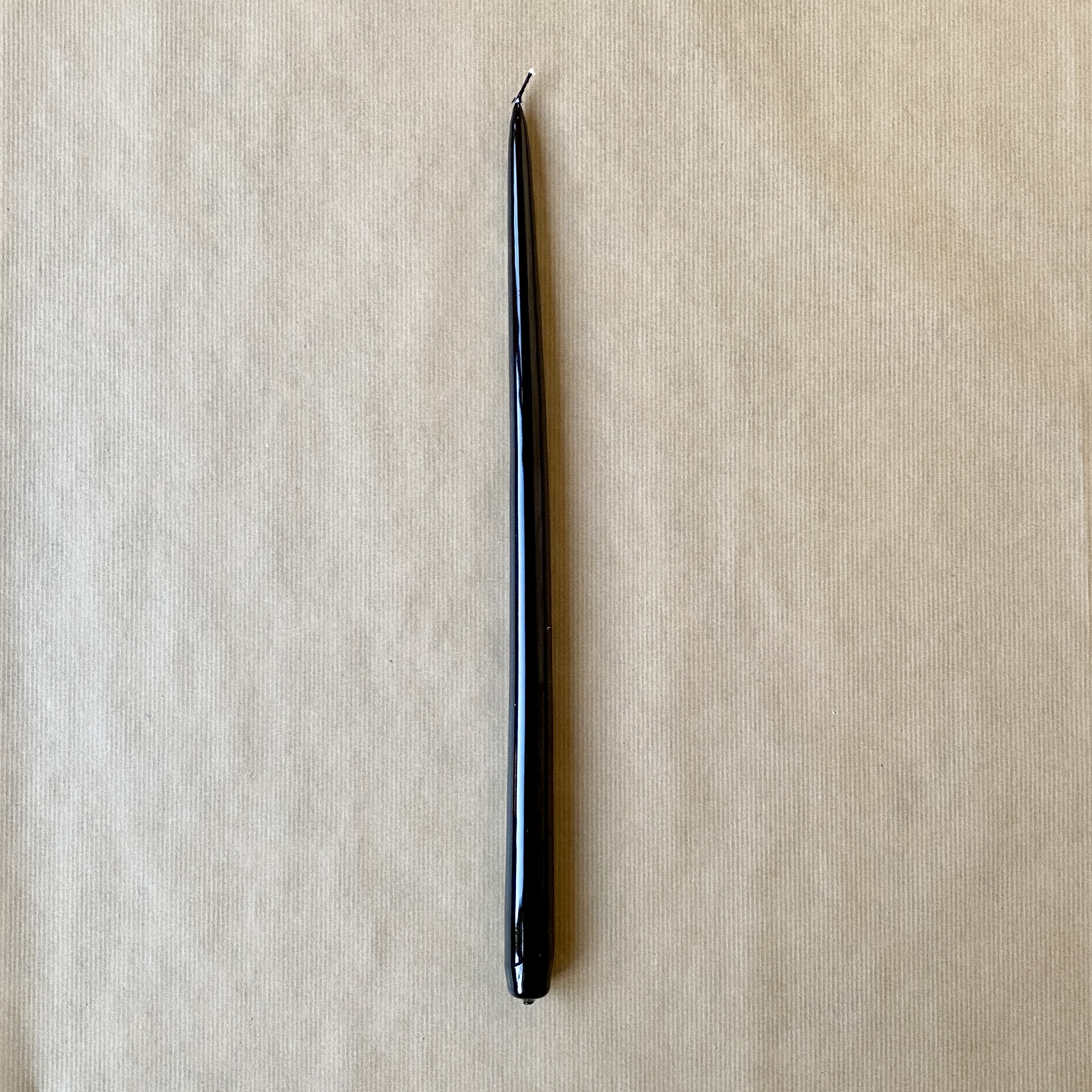 Spitzkerze lackiert, 40cm, schwarz