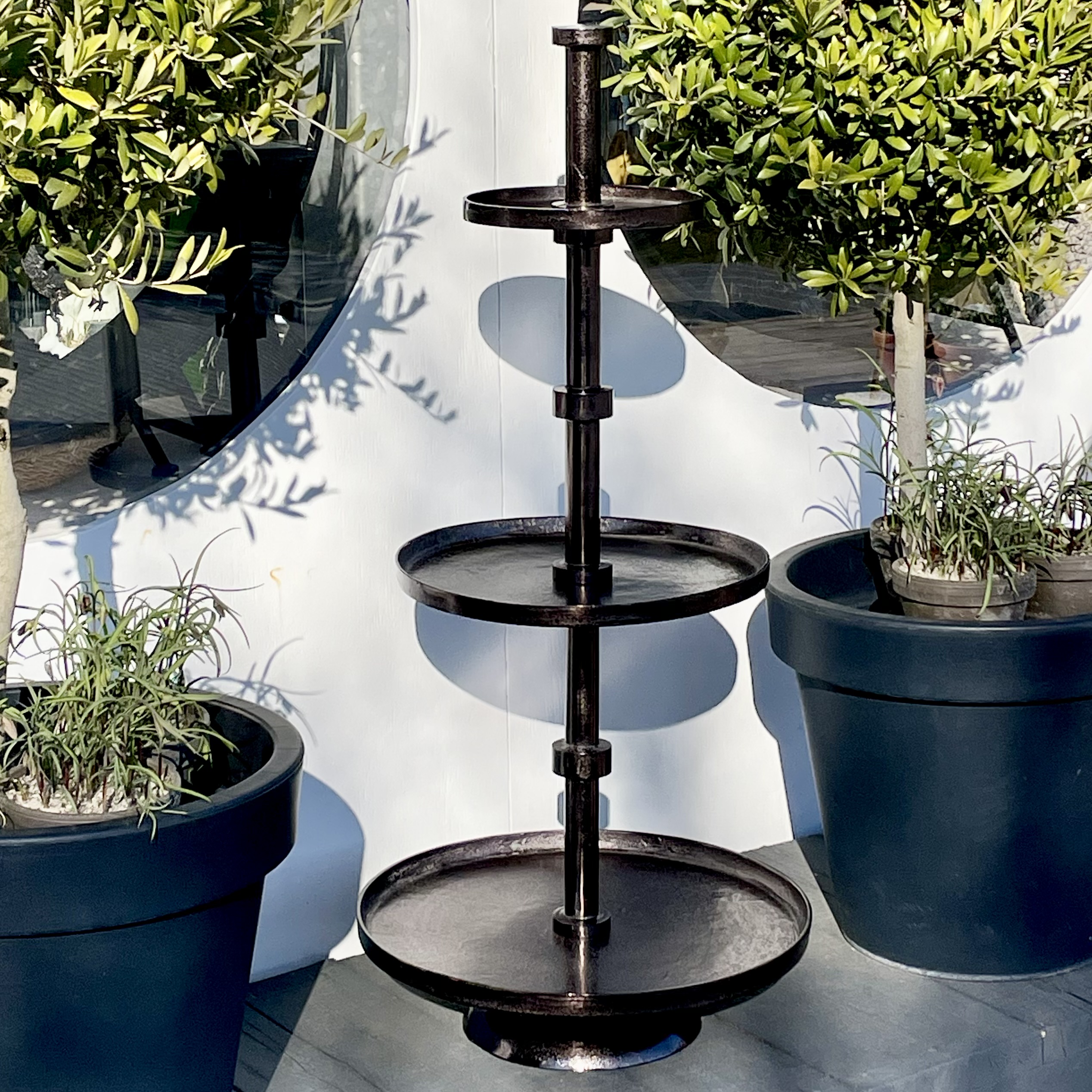 Metall-Etagere "Marcy" H105cm, D48cm schwarzbraun, Alucast