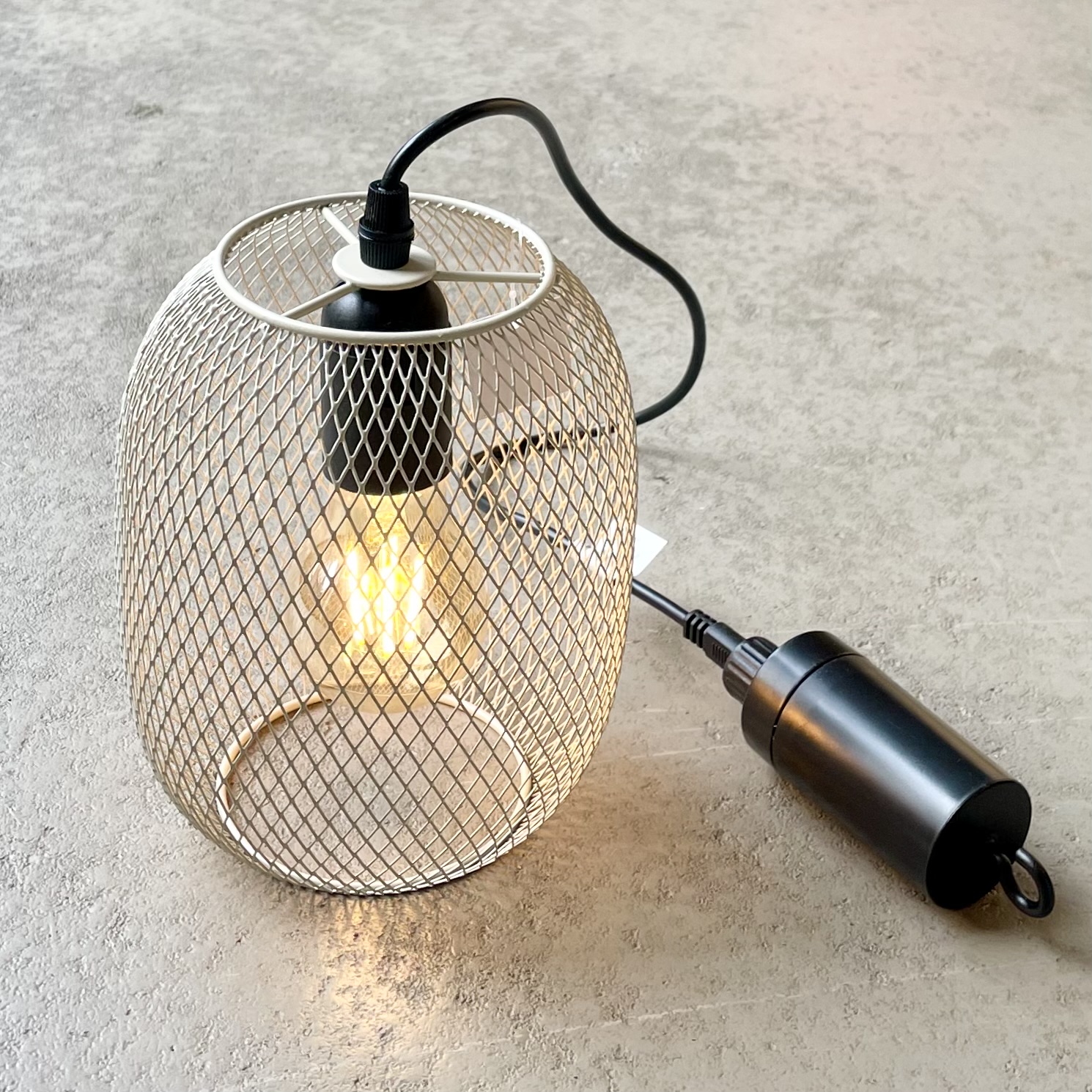 LED-Lampe "Grid" zum Hängen, bauchig H16,5cm, cremegrau