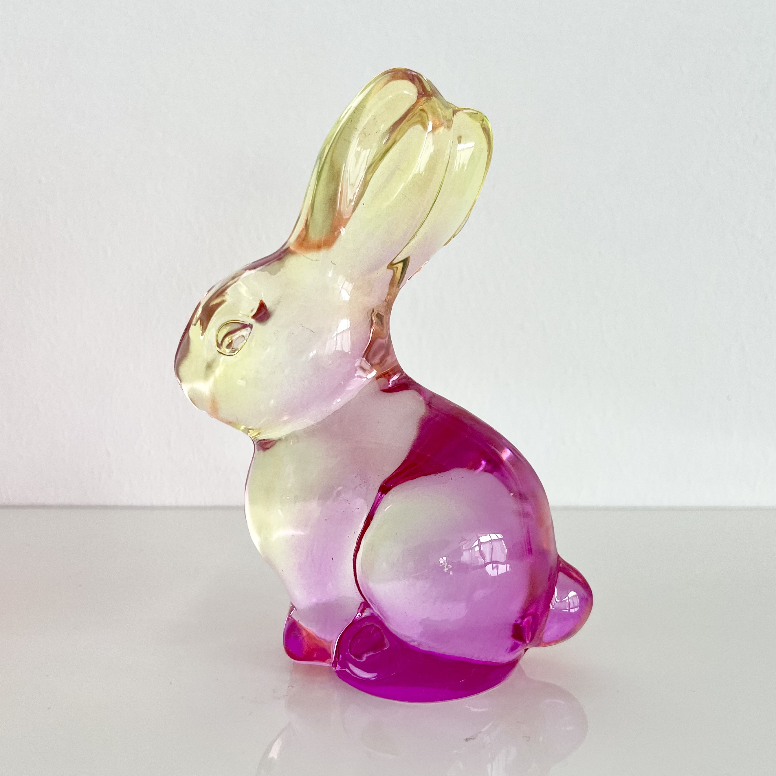 Honey Bunny, Hase, sitzend, neon gelb