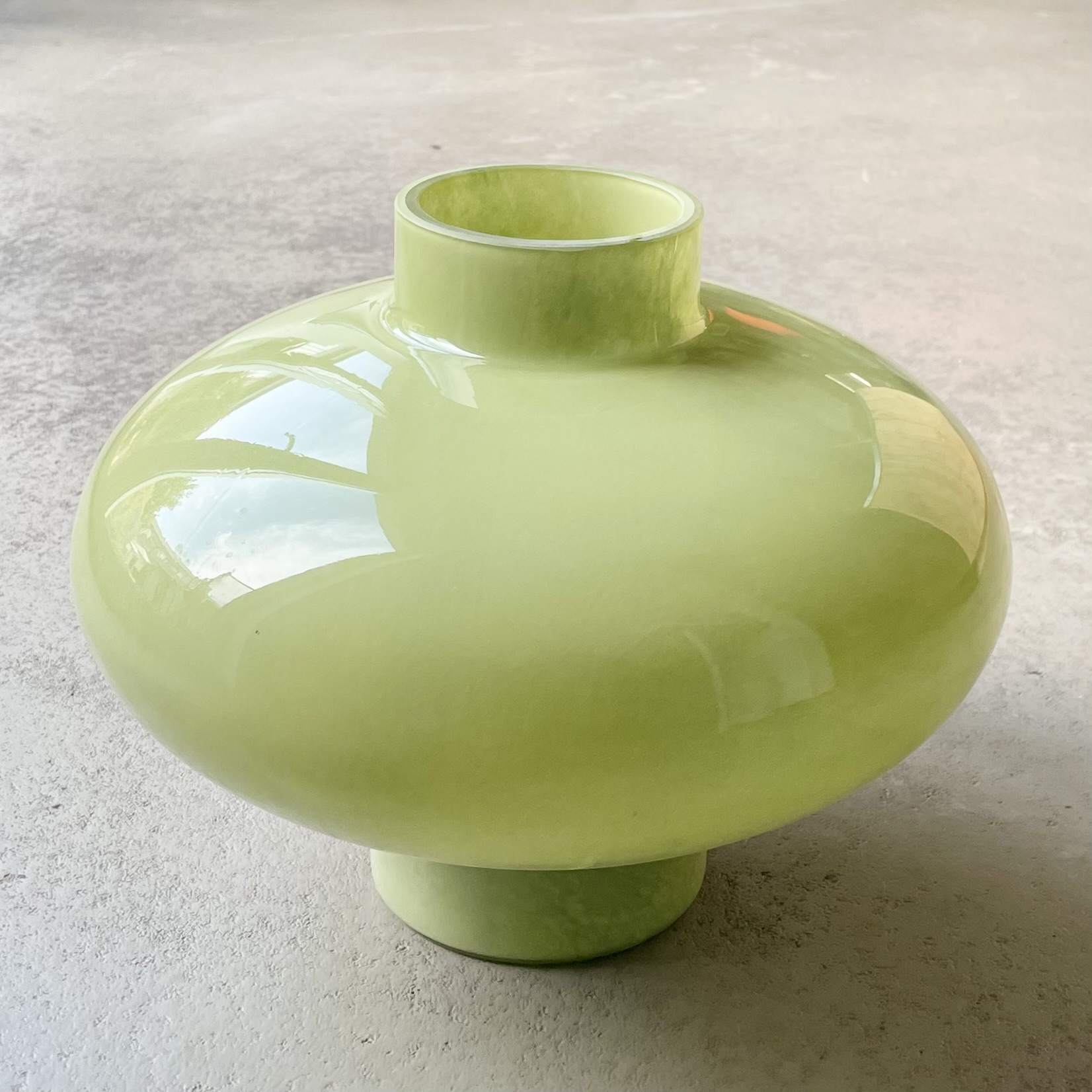 Glas-Vase "Midas" bauchig  D31cm, hellgrün